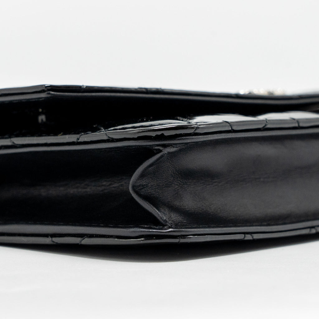 chanel-wallet-on-chain-patent-leather-black-shw-1