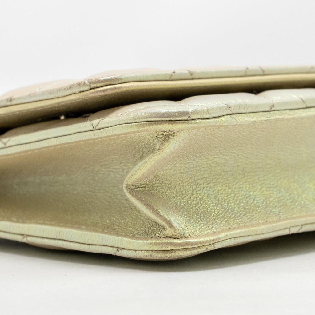 chanel-wallet-on-chain-lambskin-iridescent-ivory-lghw-copy