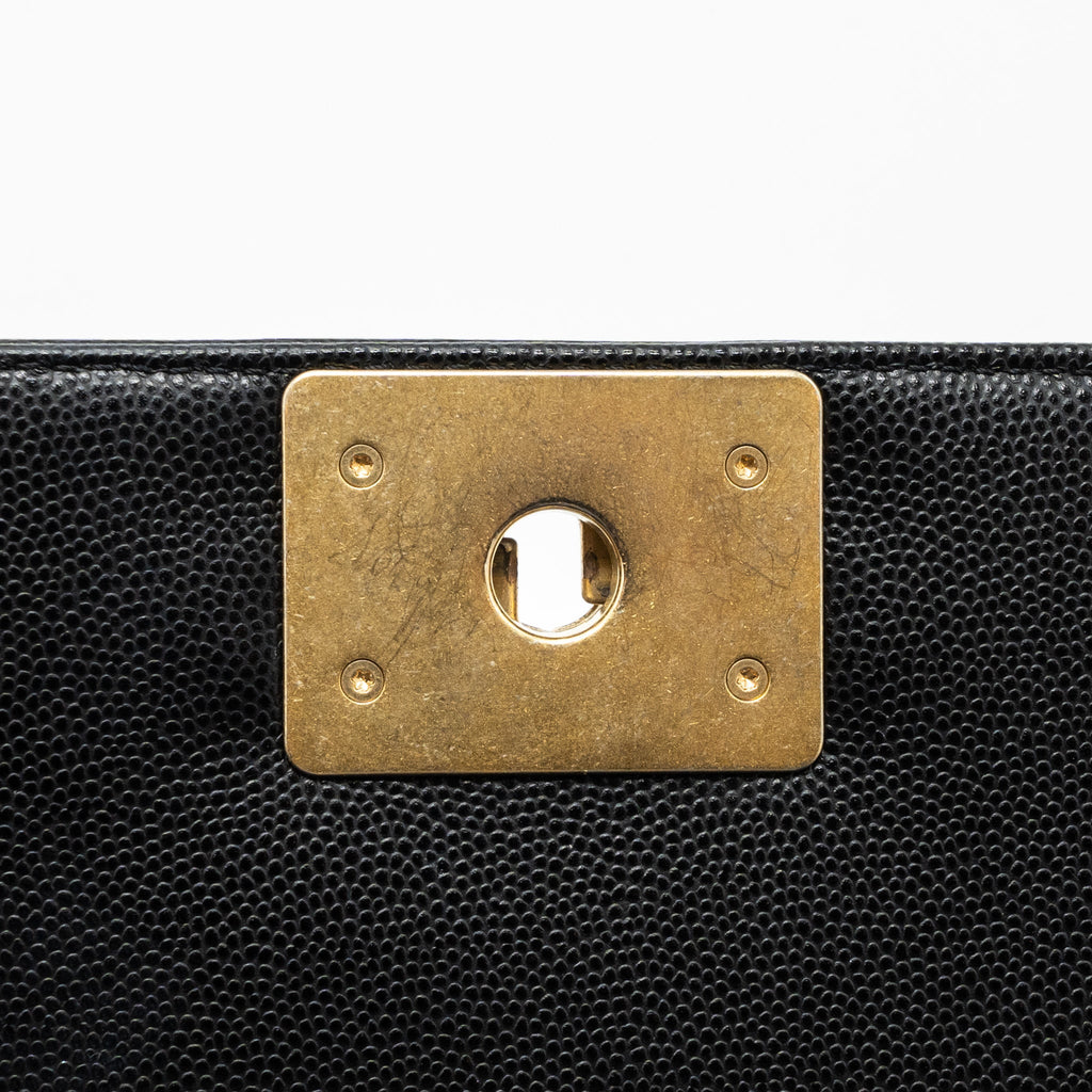 chanel-medium-classic-boy-bag-caviar-black-ghw-microchip