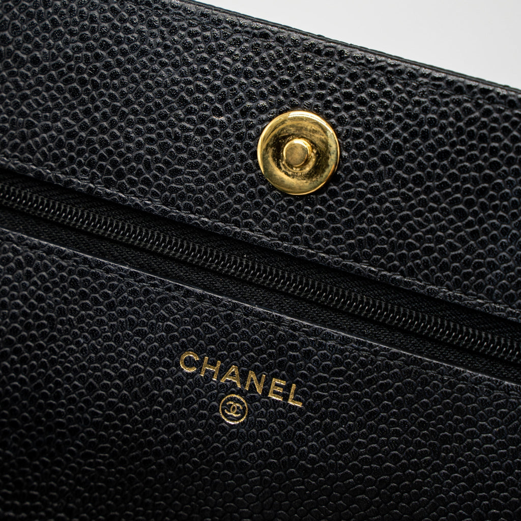 chanel-classic-wallet-on-chain-caviar-black-ghw-12