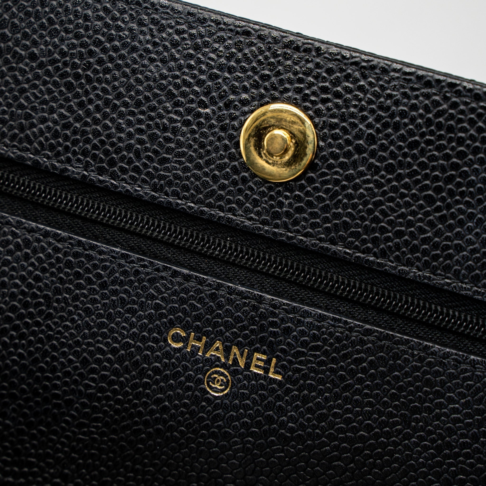 chanel-classic-wallet-on-chain-caviar-black-ghw-12