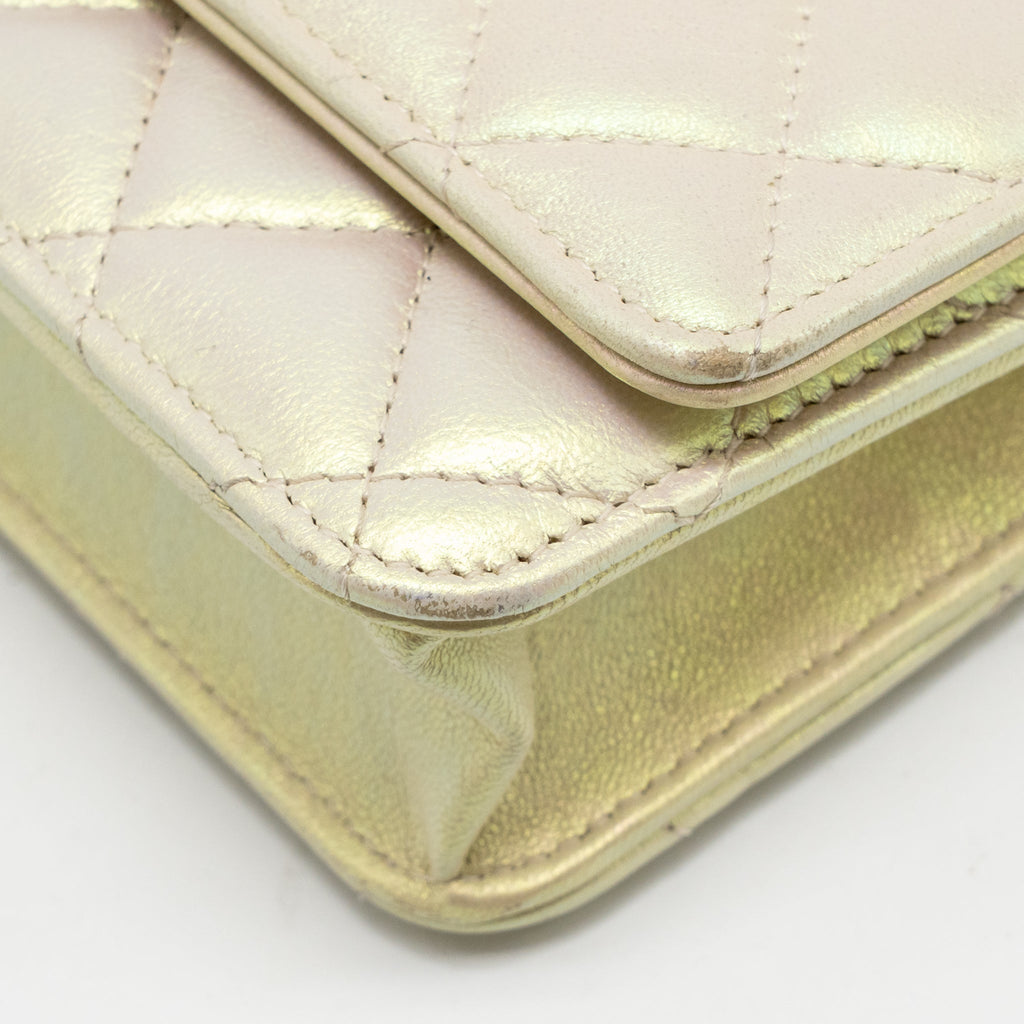 chanel-wallet-on-chain-lambskin-iridescent-ivory-lghw-copy