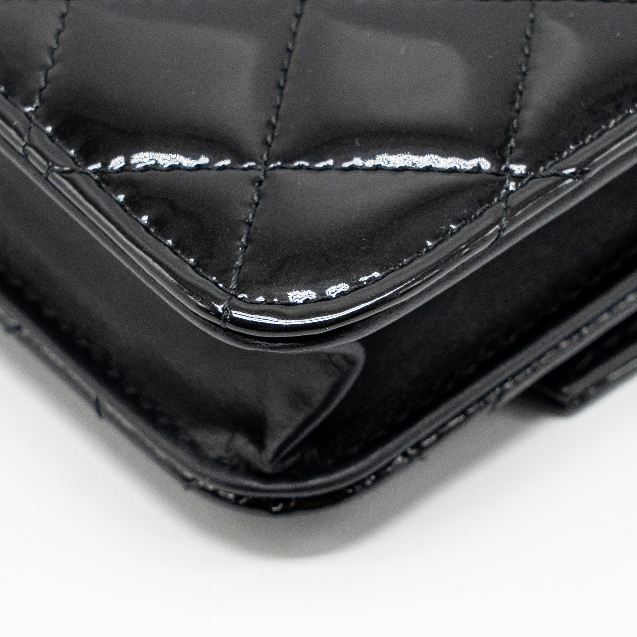 chanel-wallet-on-chain-patent-leather-black-shw-1