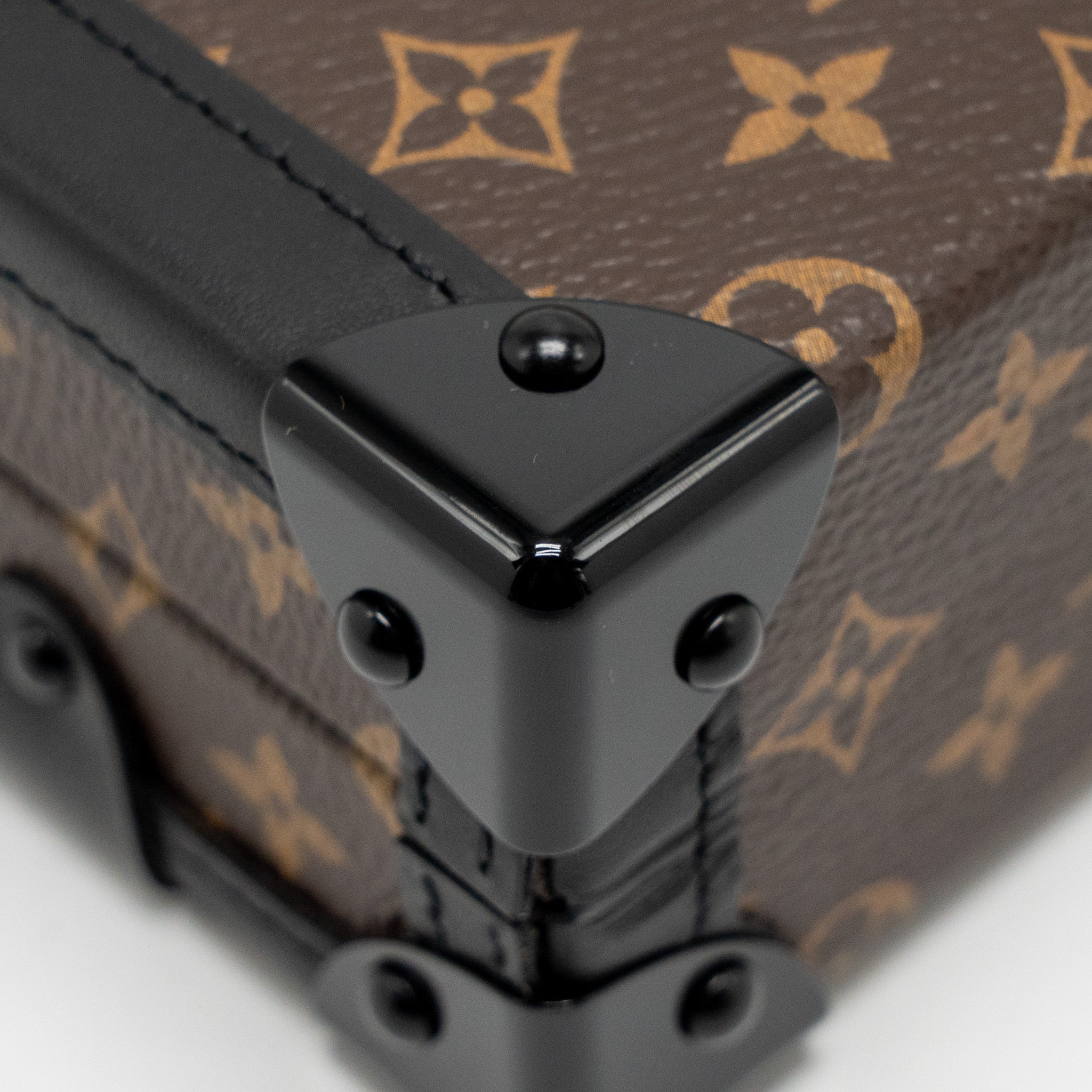 louis-vuitton-petite-malle-monogram-canvas-ghw-7