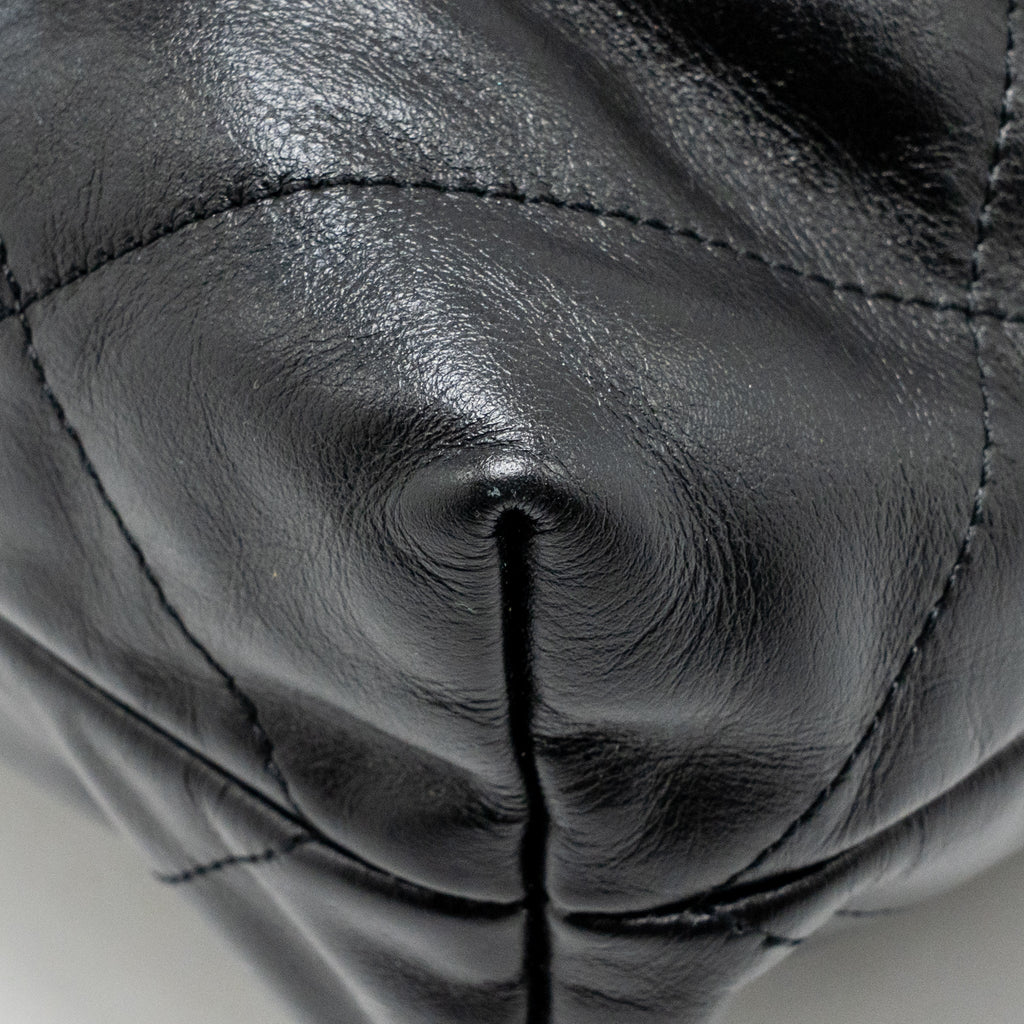chanel-22-black-1