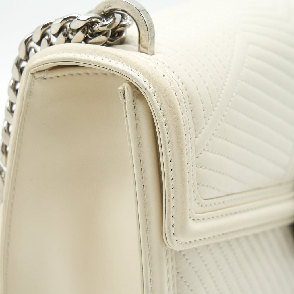 bvlgari-serpenti-diamond-blast-shoulder-bag-in-white-shw