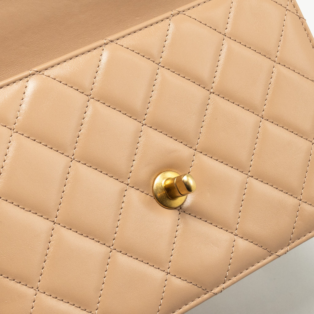 chanel-21a-gold-crush-flap-bag-calfskin-beige-ghw-microchip