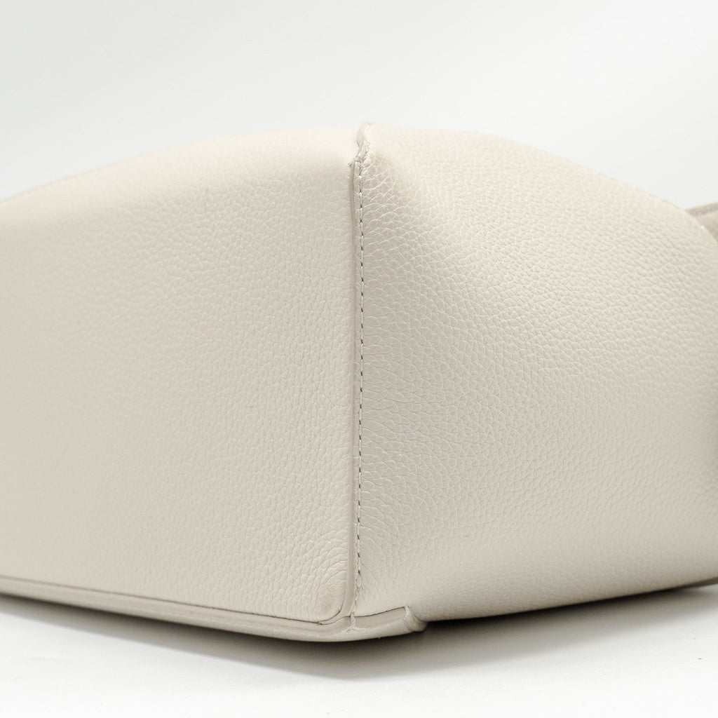 loewe-small-puzzle-bag-grained-calfskin-white-shw-copy-1