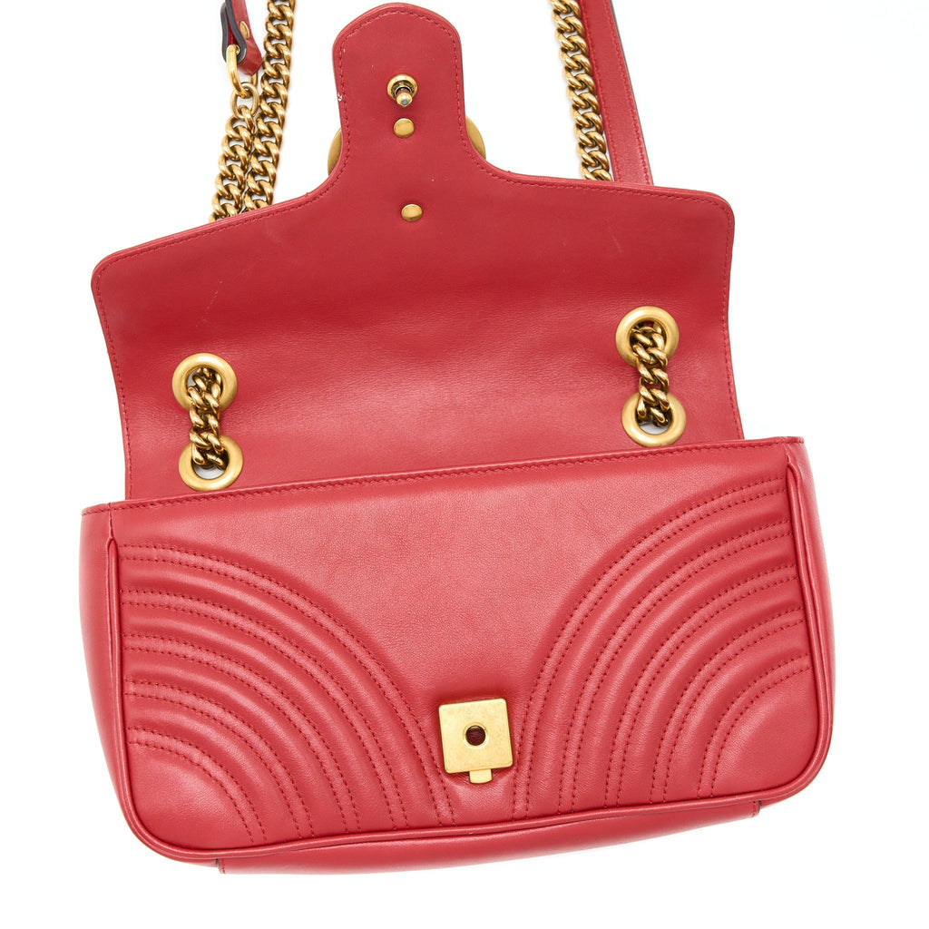 gucci-small-gg-marmont-bag-red-ghw