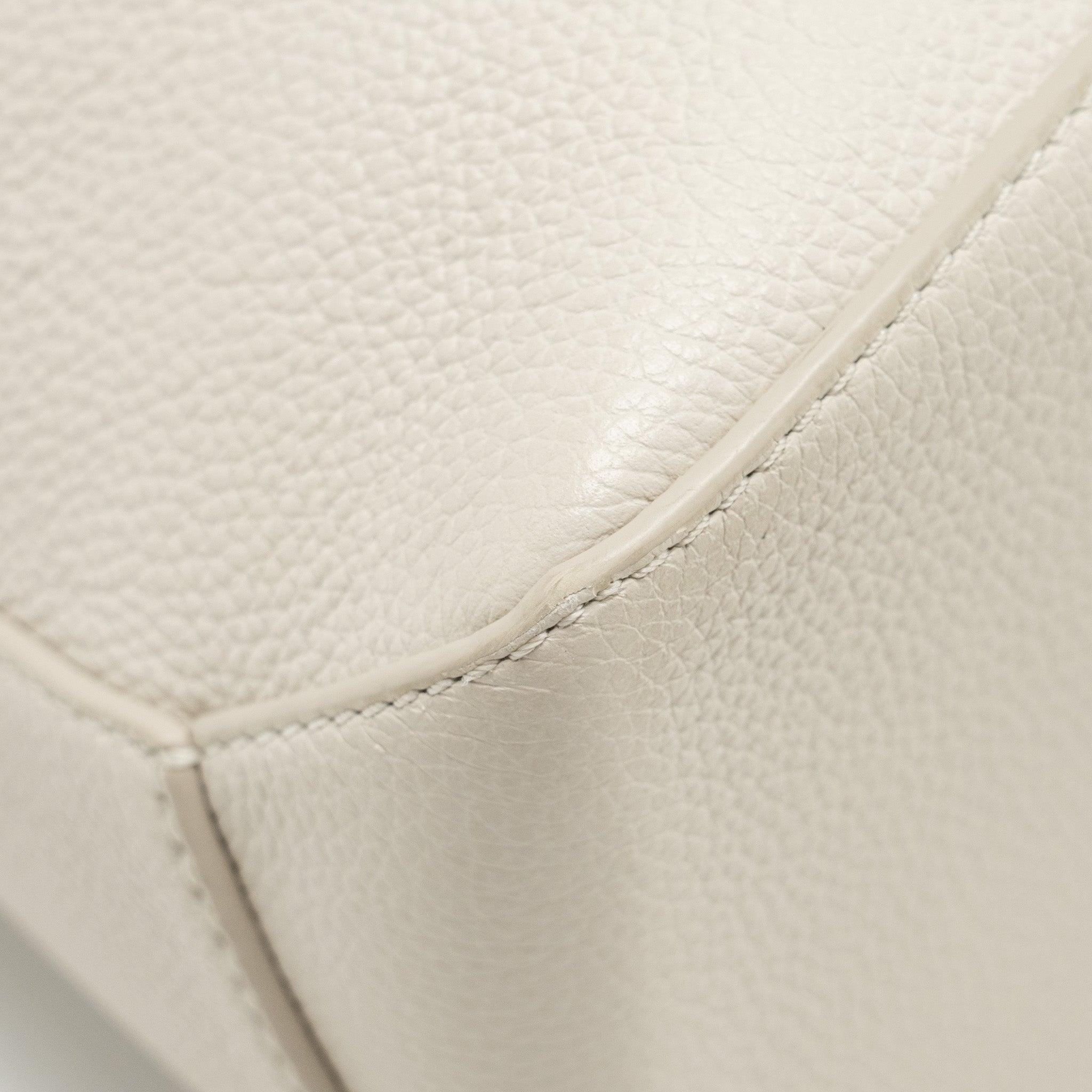 loewe-small-puzzle-bag-grained-calfskin-white-shw-copy-1