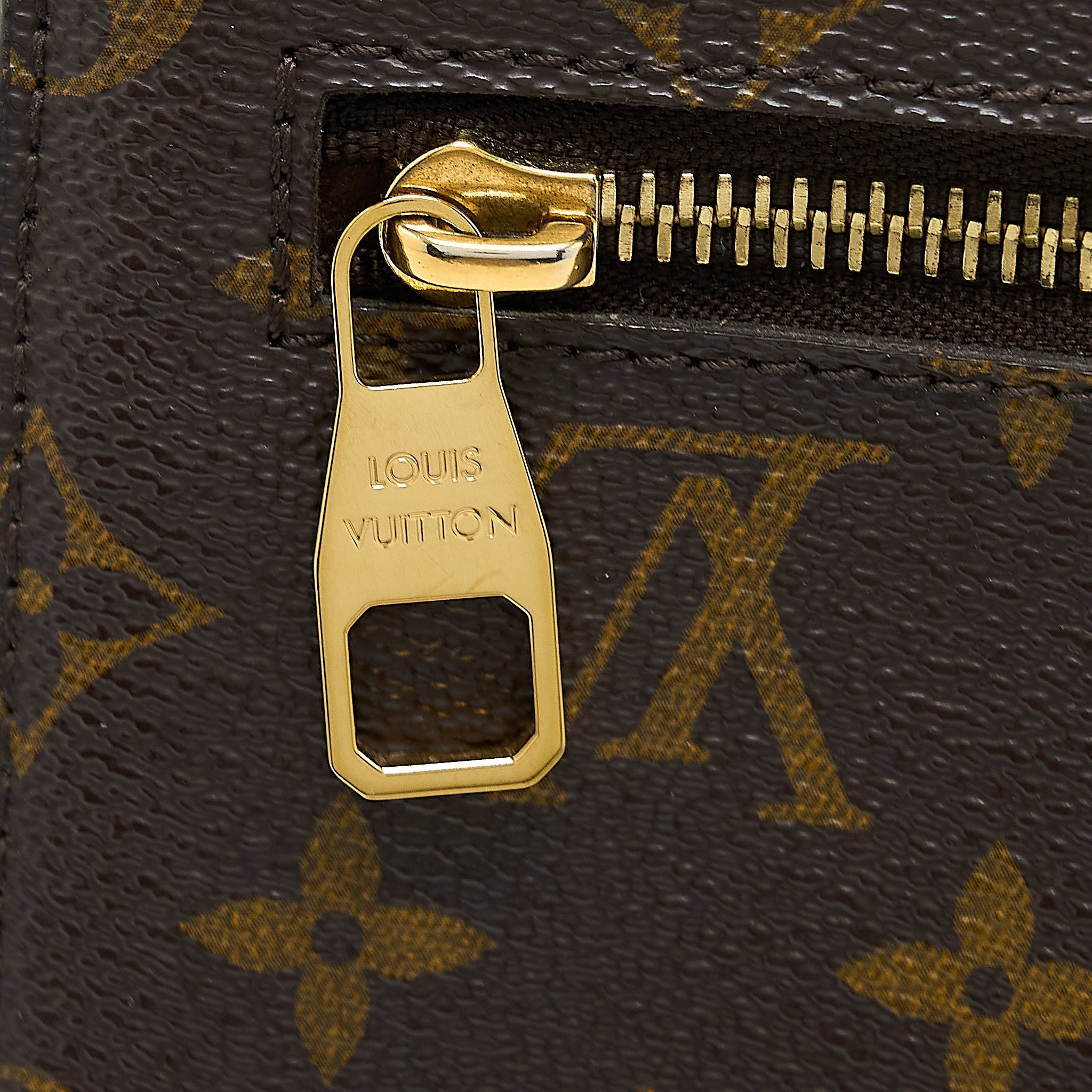 louis-vuitton-pochette-metis-monogram-canvas-ghw-5