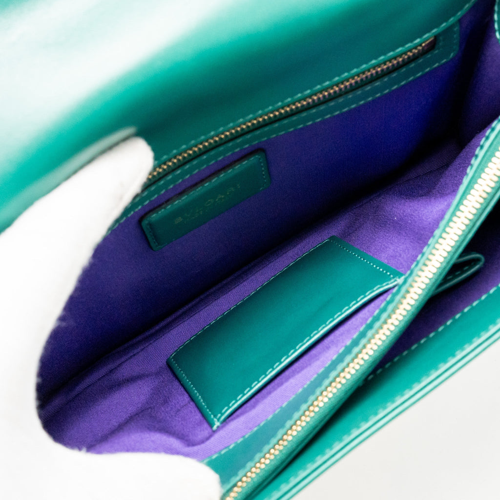 bvlgari-serpenti-forever-shoulder-bag-calfskin-green-lghw-3