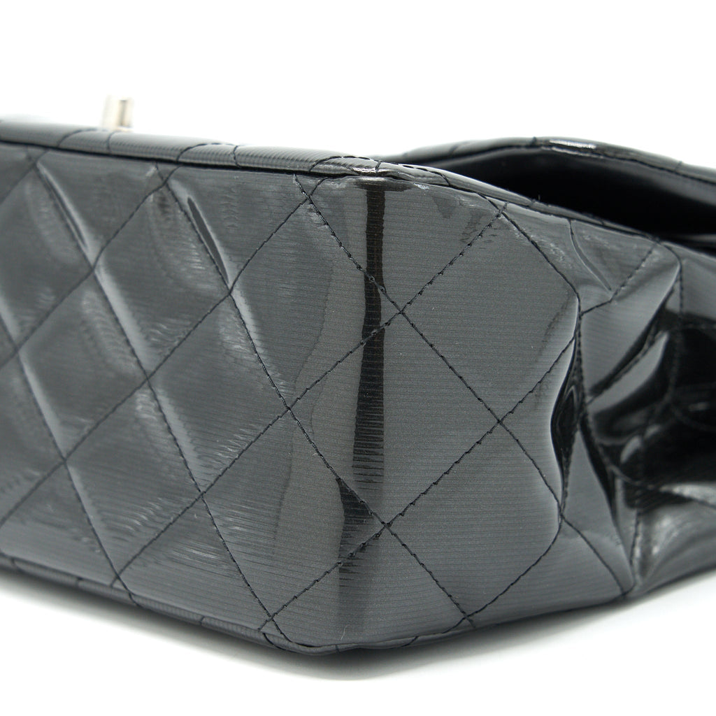 chanel-classic-flap-bag-jumbo-patent-black-shw