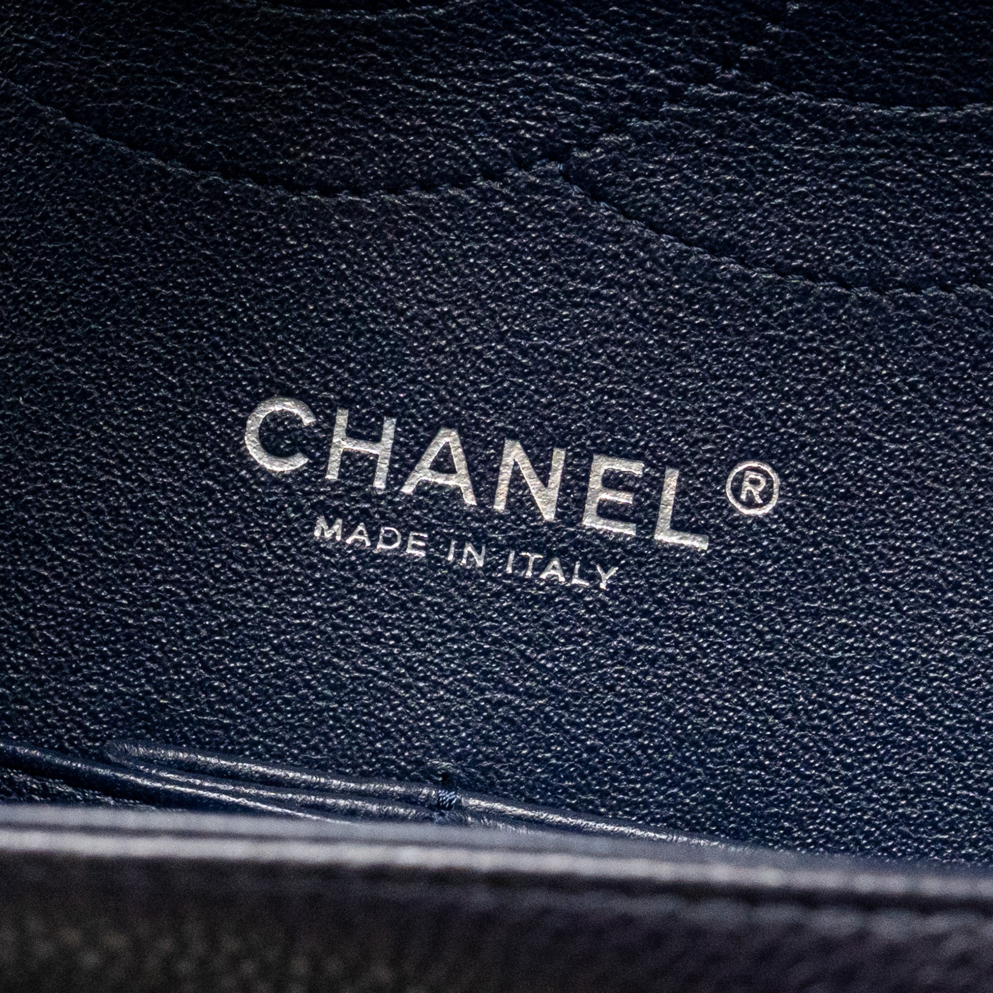 chanel-jumbo-classic-double-flap-bag-caviar-dark-blue-shw