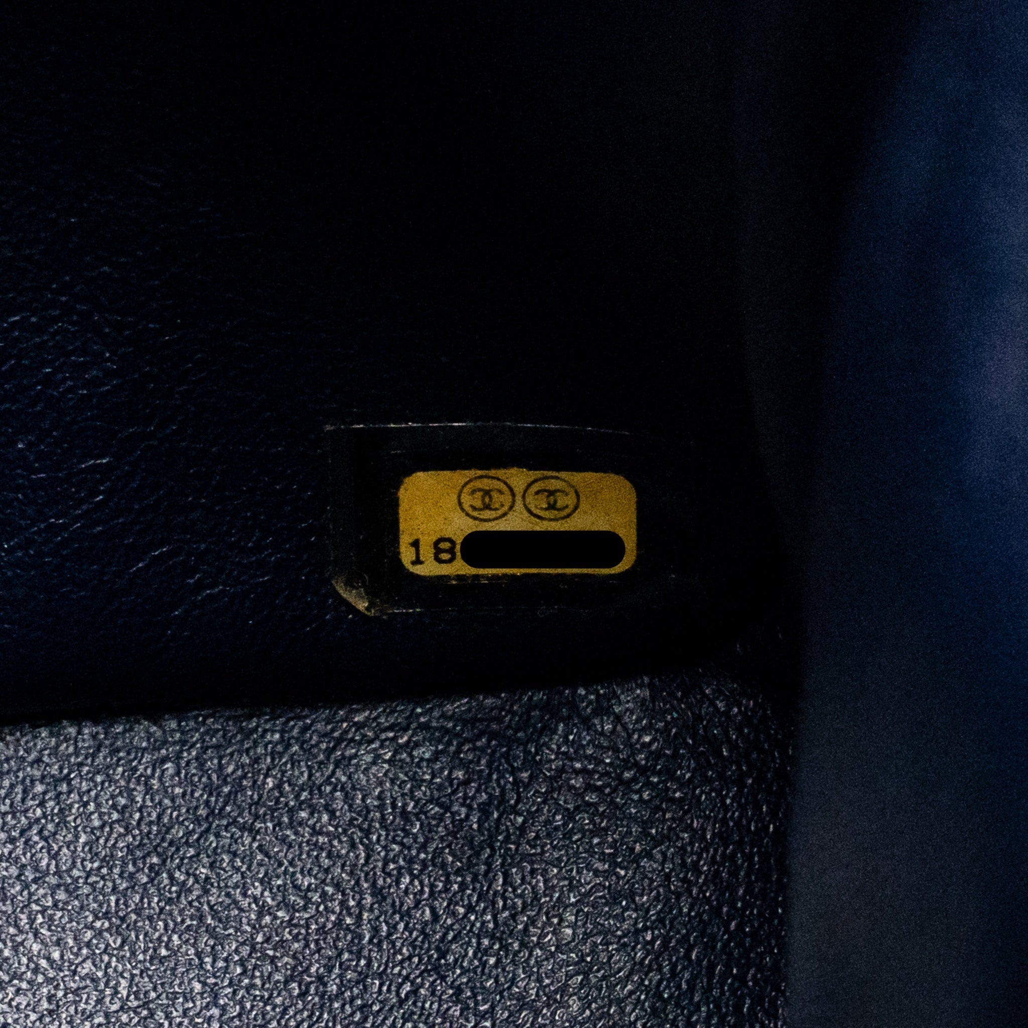 chanel-jumbo-classic-double-flap-bag-caviar-dark-blue-shw