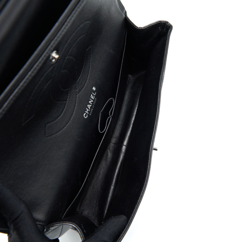 chanel-classic-flap-bag-jumbo-patent-black-shw