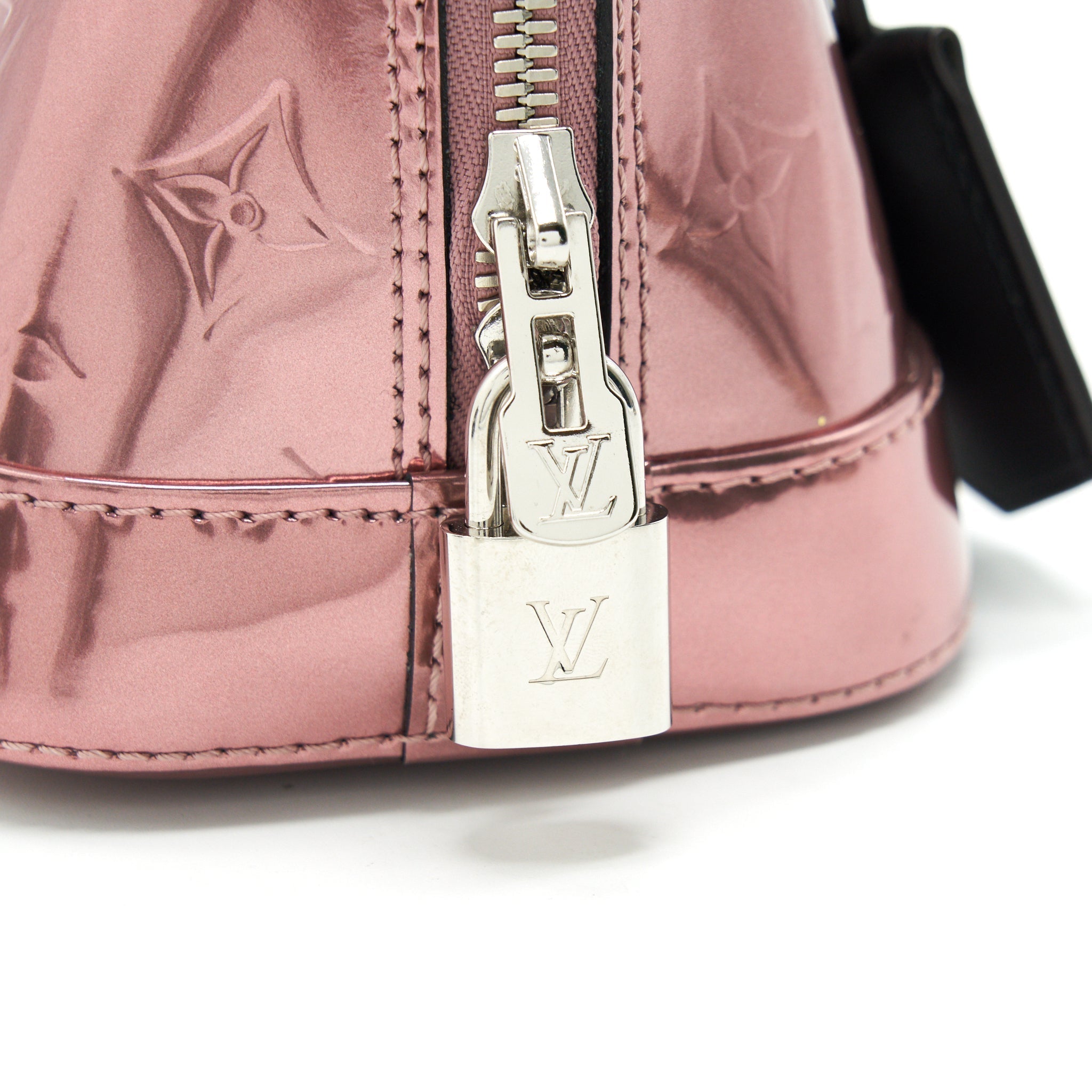 louis-vuitton-alma-bb-patent-leather-metallic-pink-with-black-handle-shw
