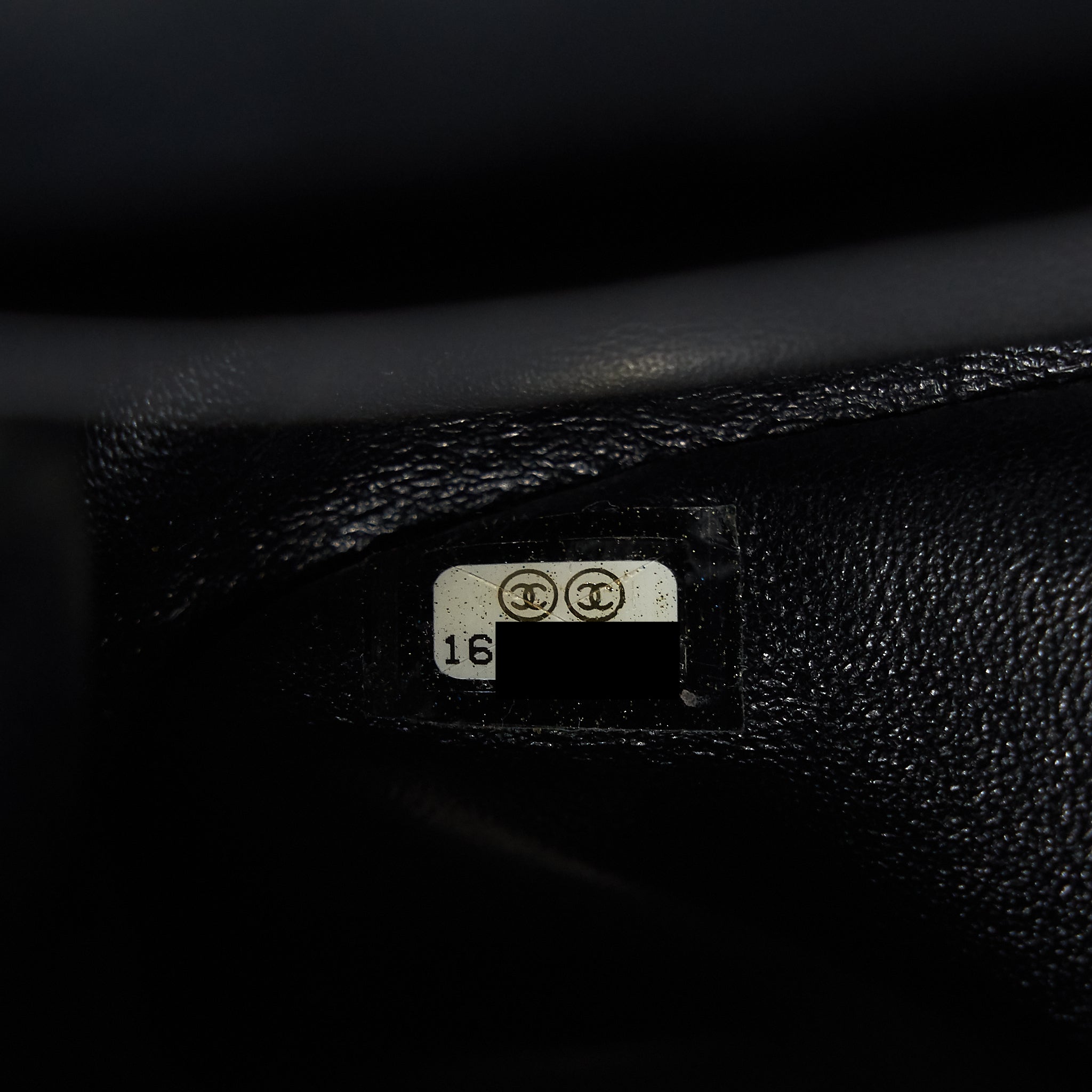chanel-classic-flap-bag-jumbo-patent-black-shw
