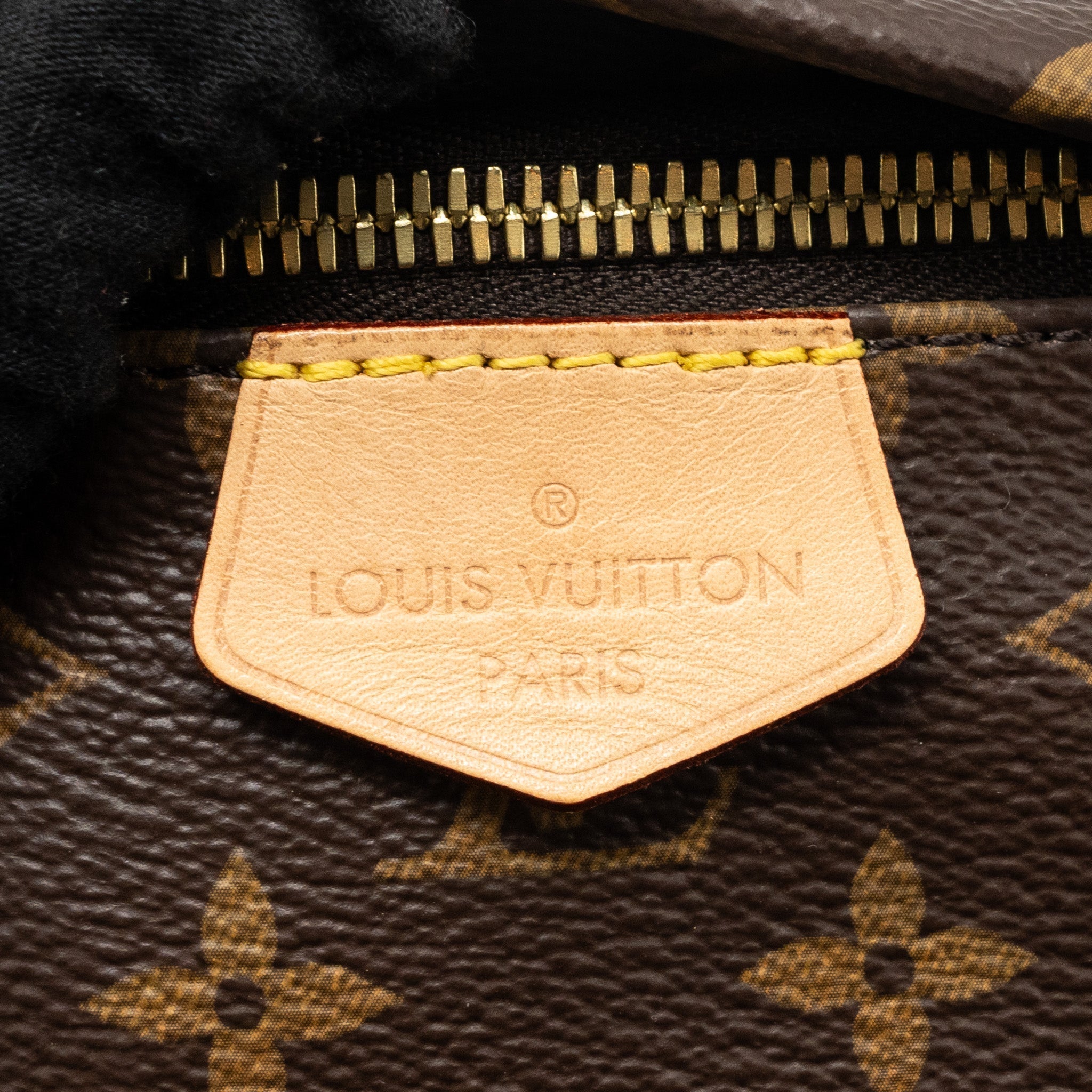 louis-vuitton-bumbag-monogram-canvas-ghw-1