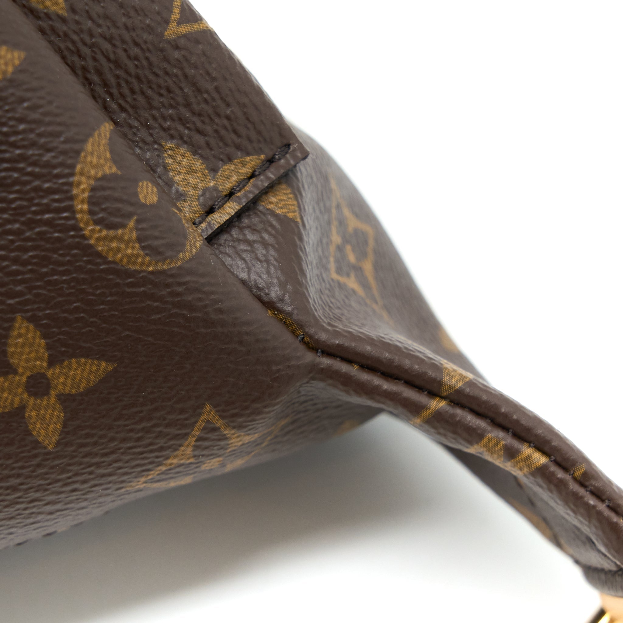 louis-vuitton-bumbag-monogram-canvas-ghw