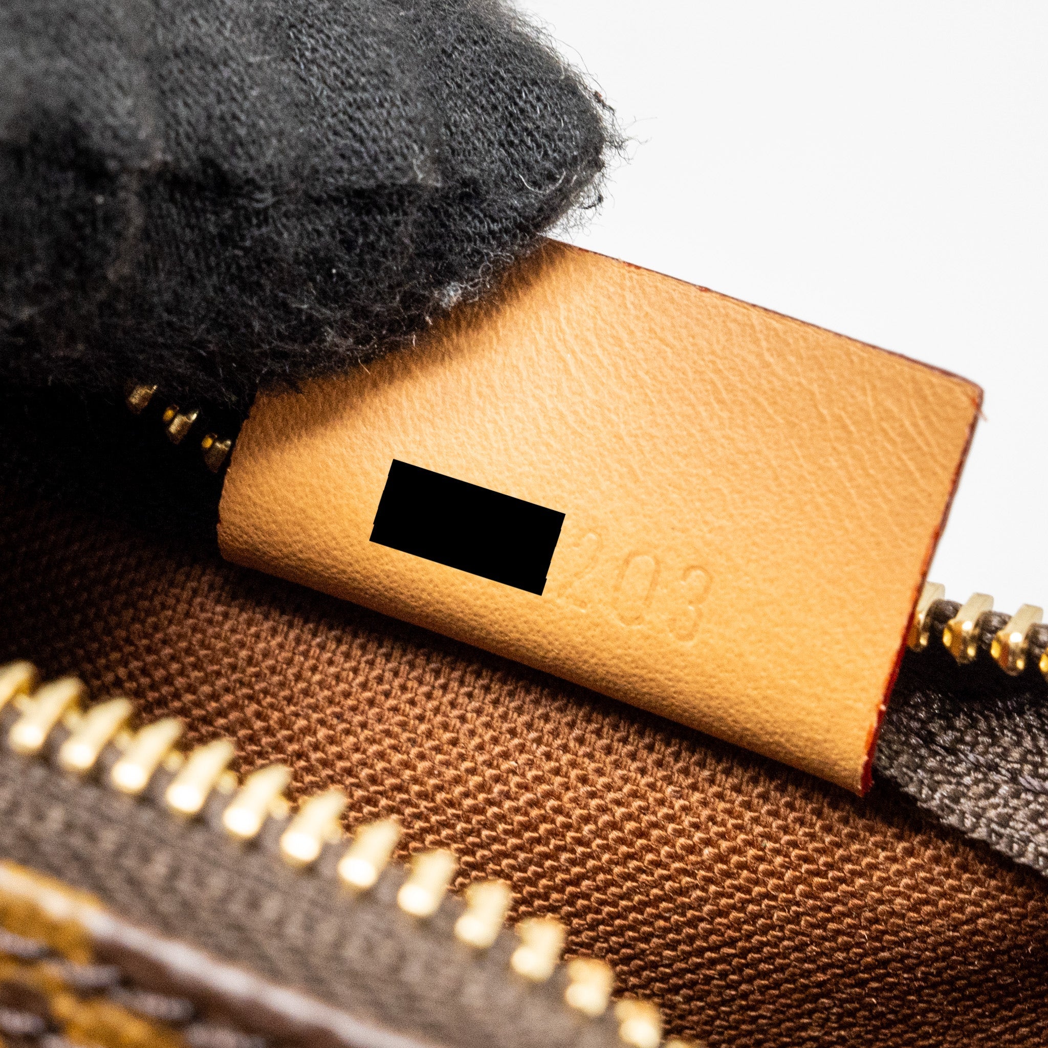 louis-vuitton-nano-speedy-monogram-canvas-ghwnew-version-2