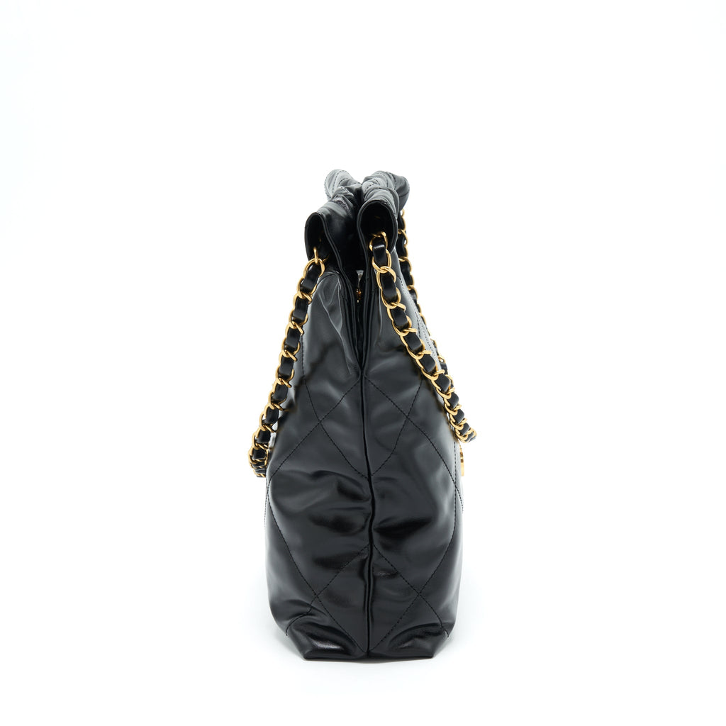 chanel-small-22-bag-black-with-ghw-microchip
