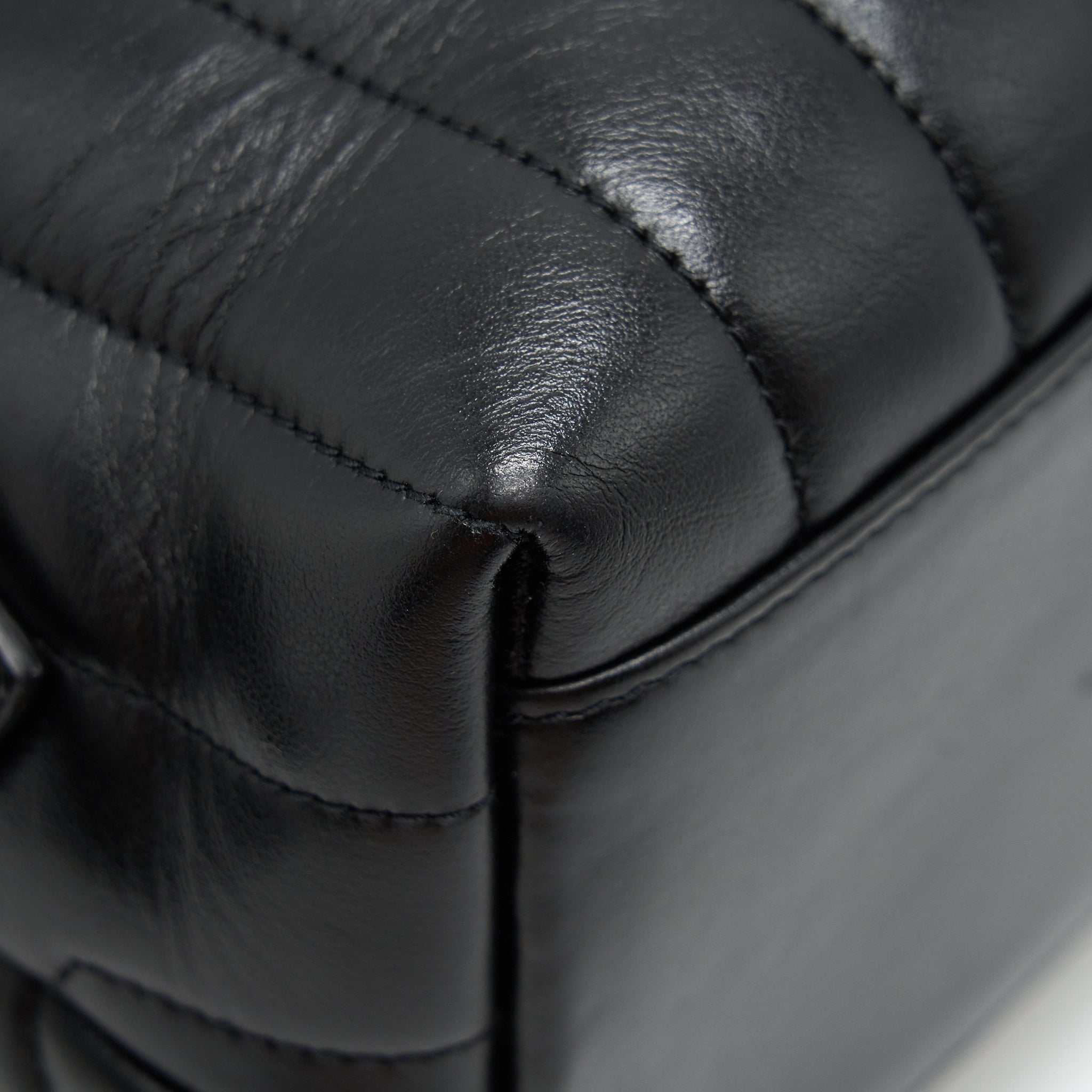 saint-laurent-medium-loulou-backpack-black-y-matelass