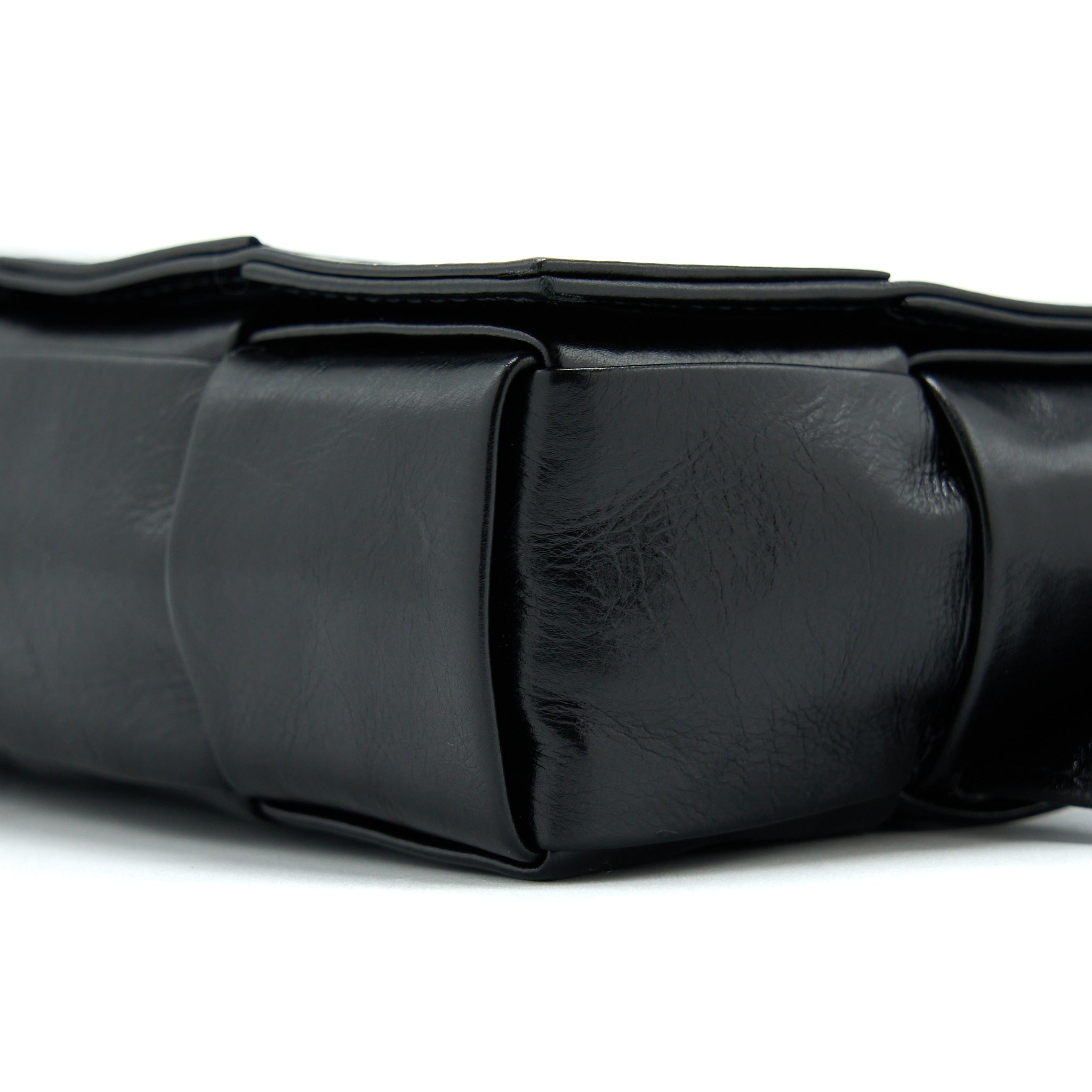 bottega-veneta-cassette-belt-bag-calfskin-black