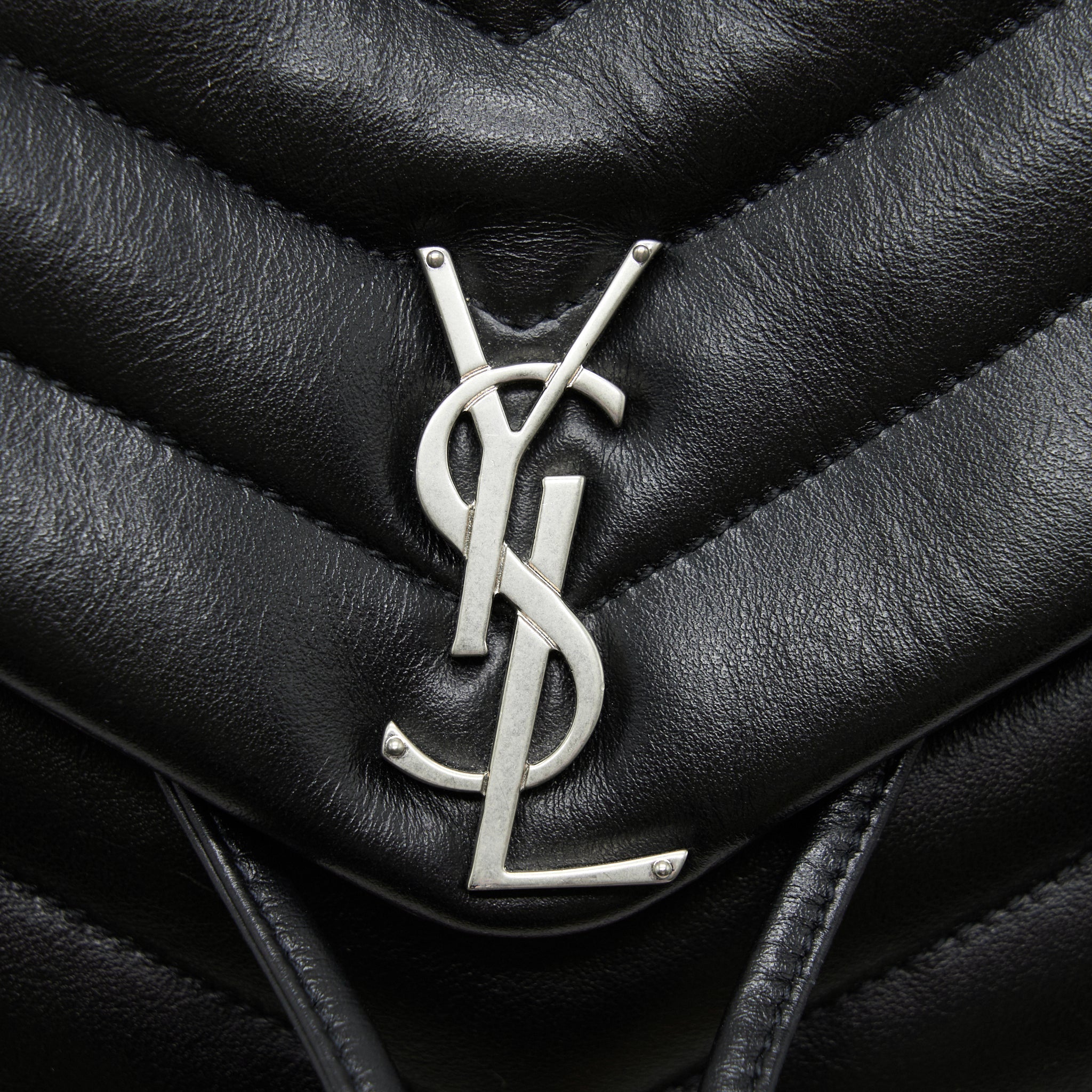 saint-laurent-medium-loulou-backpack-black-y-matelass