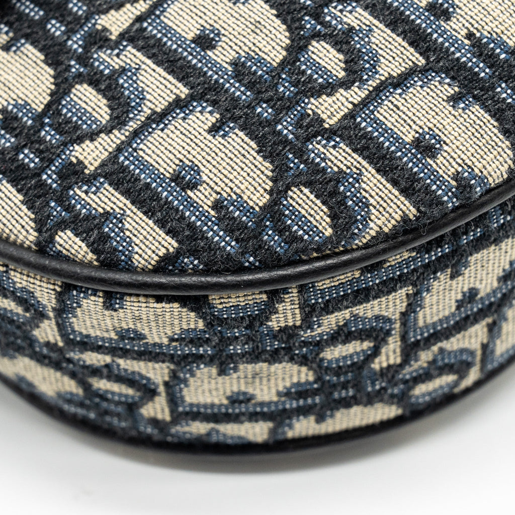 dior-homme-saddle-bag-oblique-jacquard-beige-black-ghw