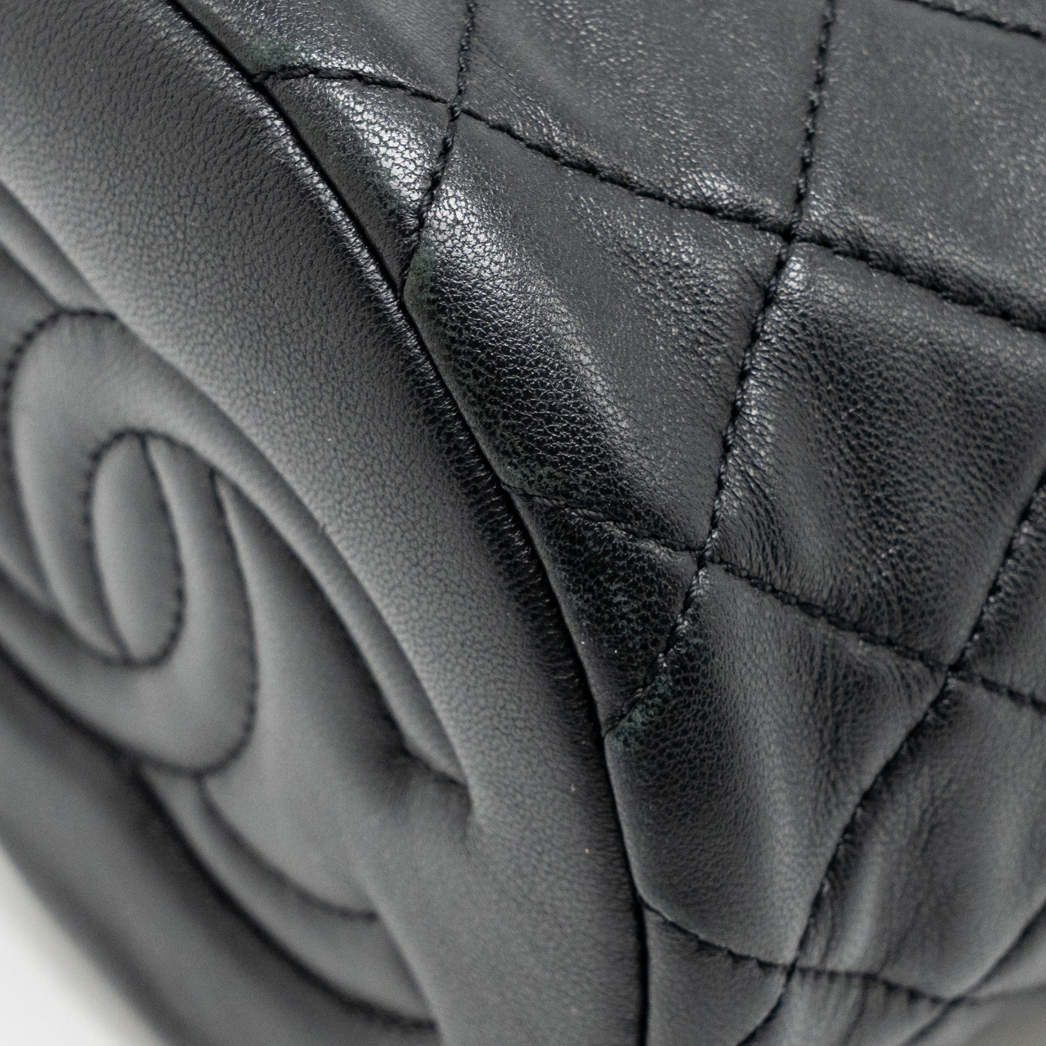 chanel-pearl-crush-mini-bucket-bag-lambskin-black-ghw-microchip