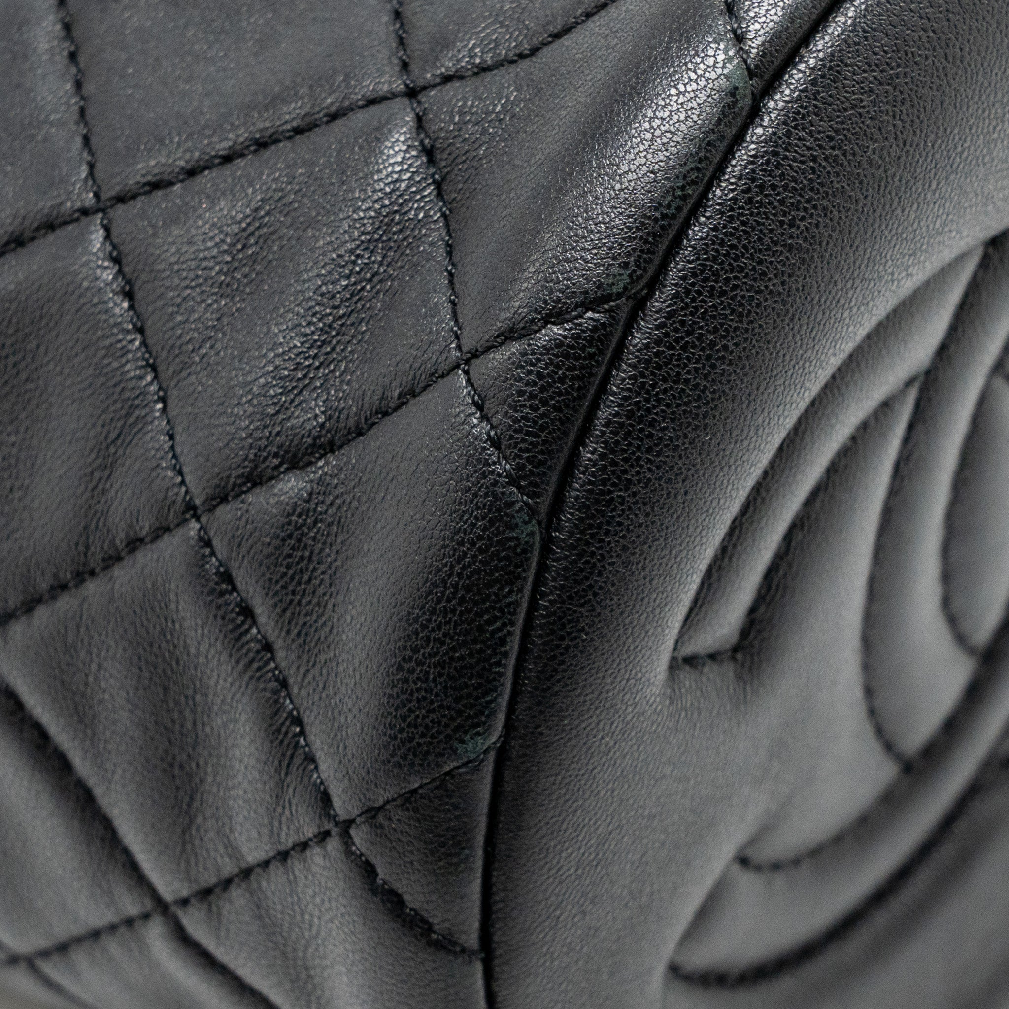 chanel-pearl-crush-mini-bucket-bag-lambskin-black-ghw-microchip