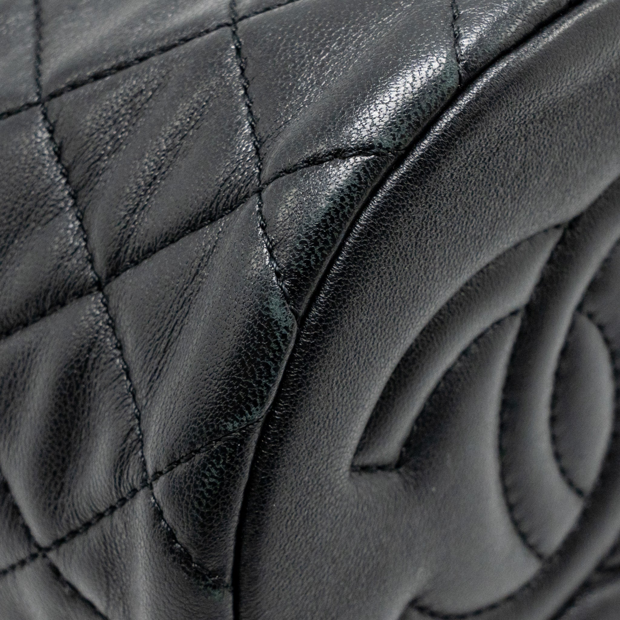 chanel-pearl-crush-mini-bucket-bag-lambskin-black-ghw-microchip