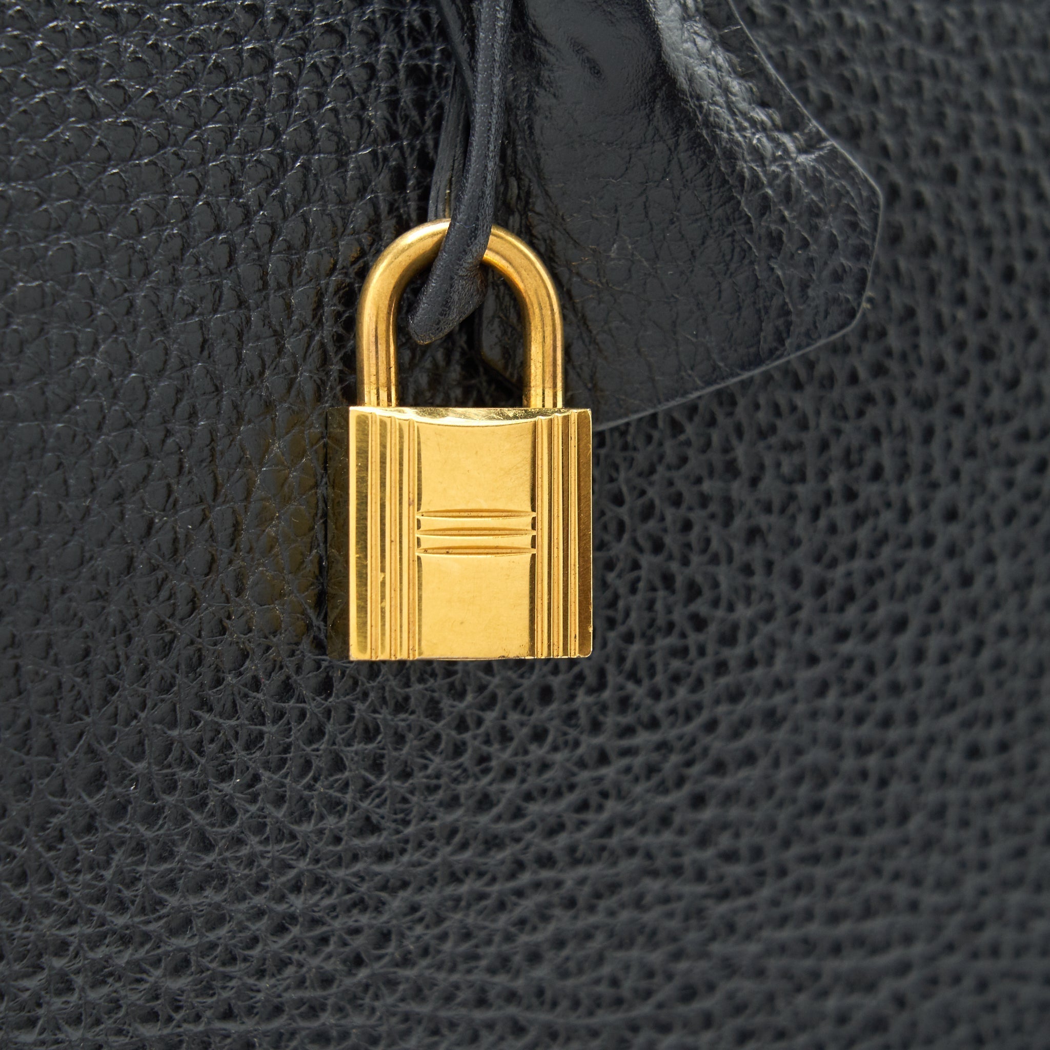 hermes-birkin-35-clemence-black-ghw-stamp