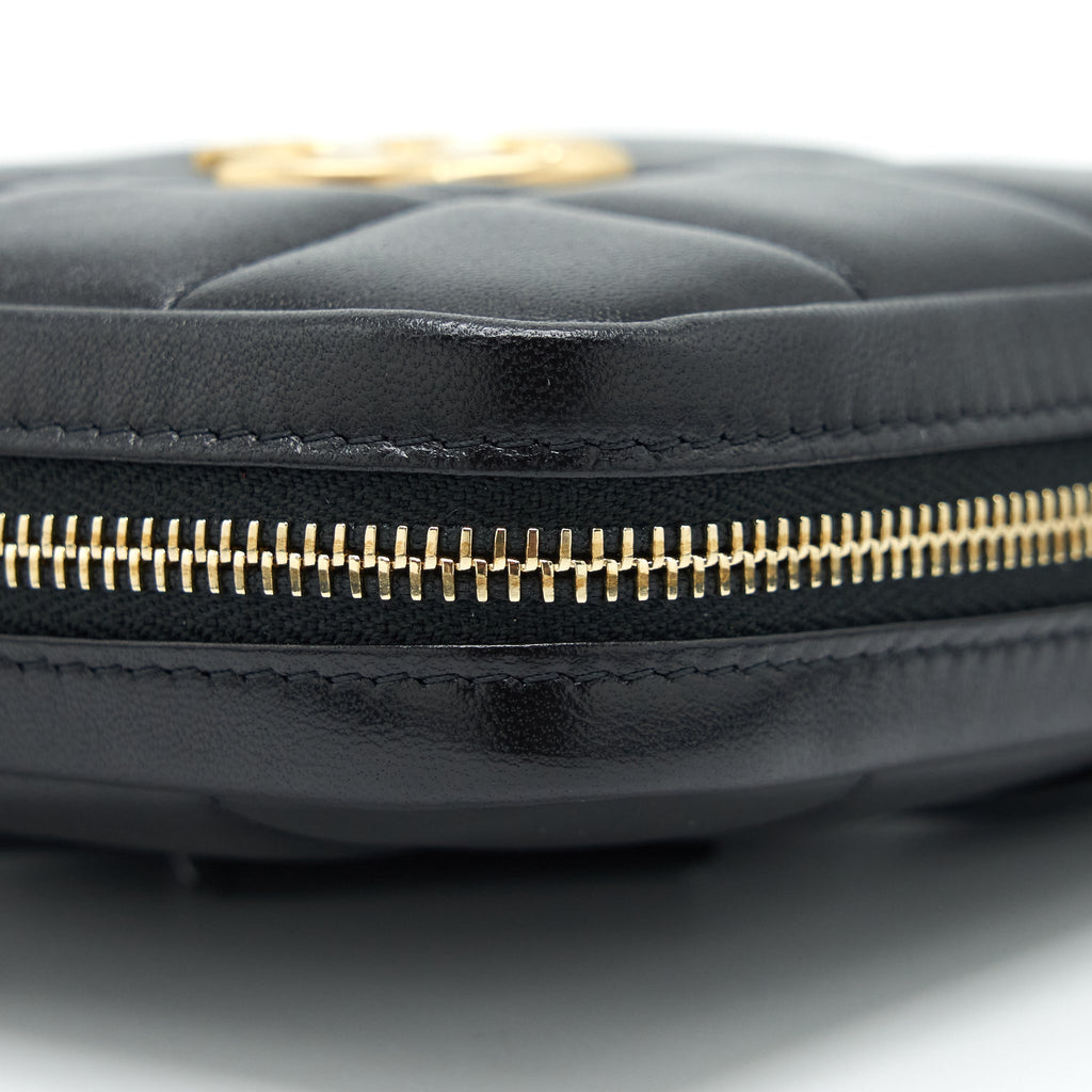 chanel-quilted-belt-bag-lambskin-black-with-ghw