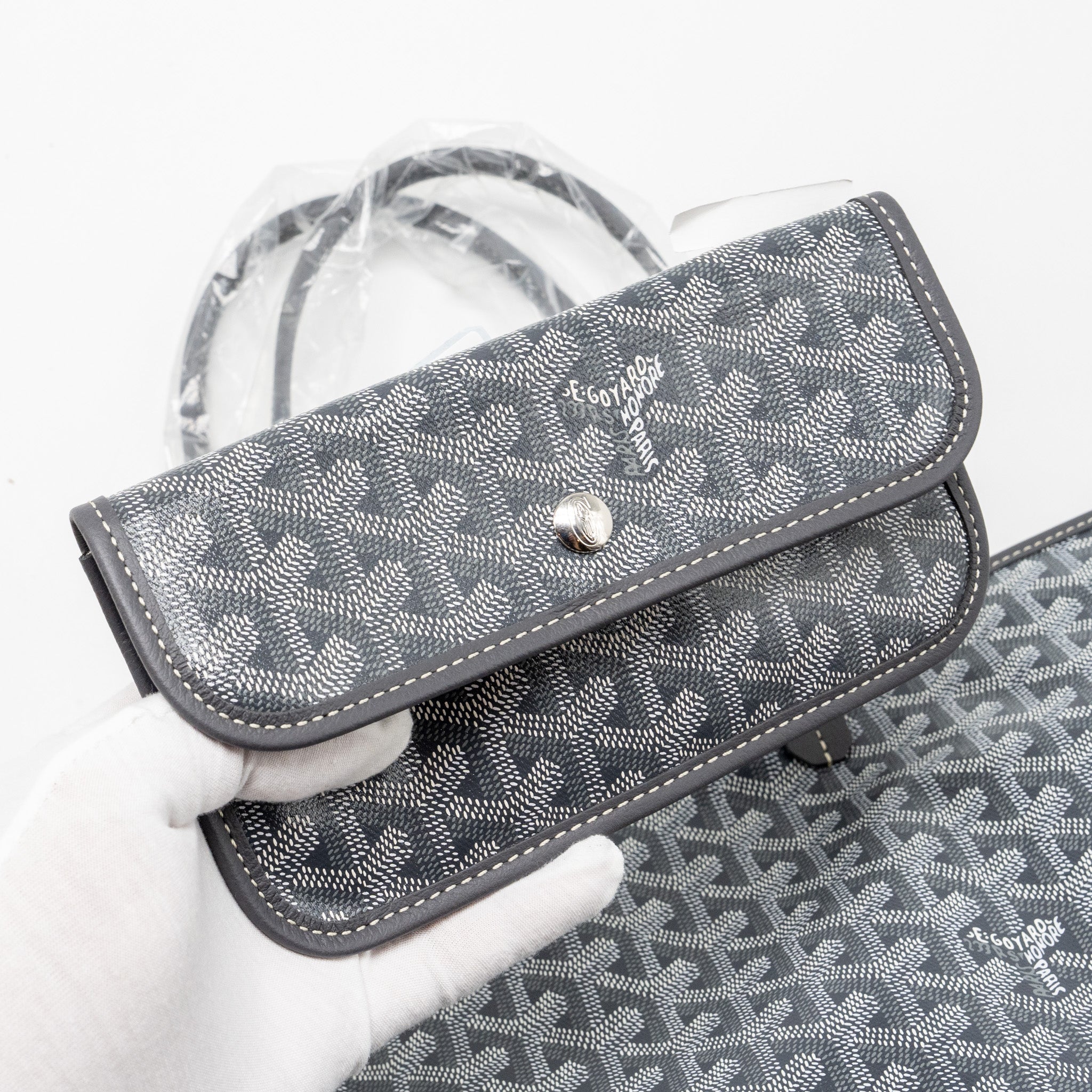 goyard-saint-louis-pm-tote-bag-goyardline-canvas-leather-grey