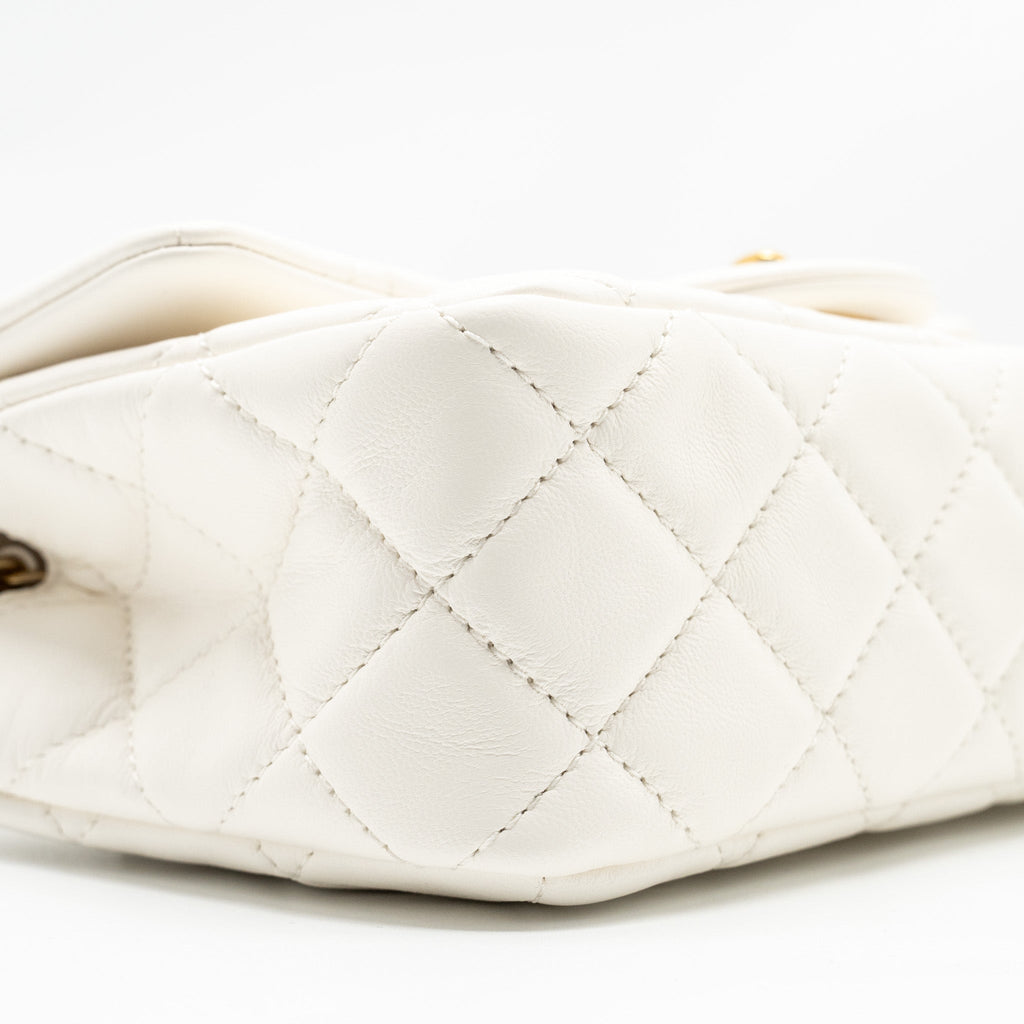 chanel-pearl-crush-mini-rectangular-flap-bag-lambskin-white-ghw-microchip-1