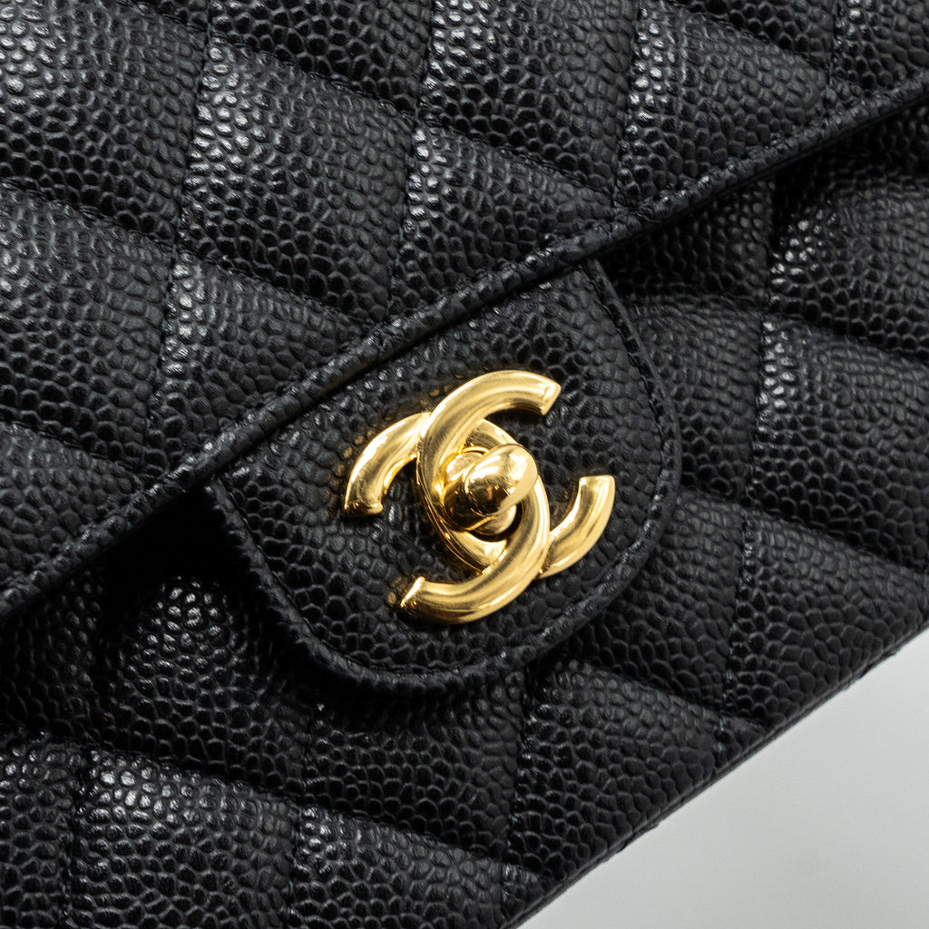 chanel-medium-classic-double-flap-bag-caviar-black-ghwmicrochip