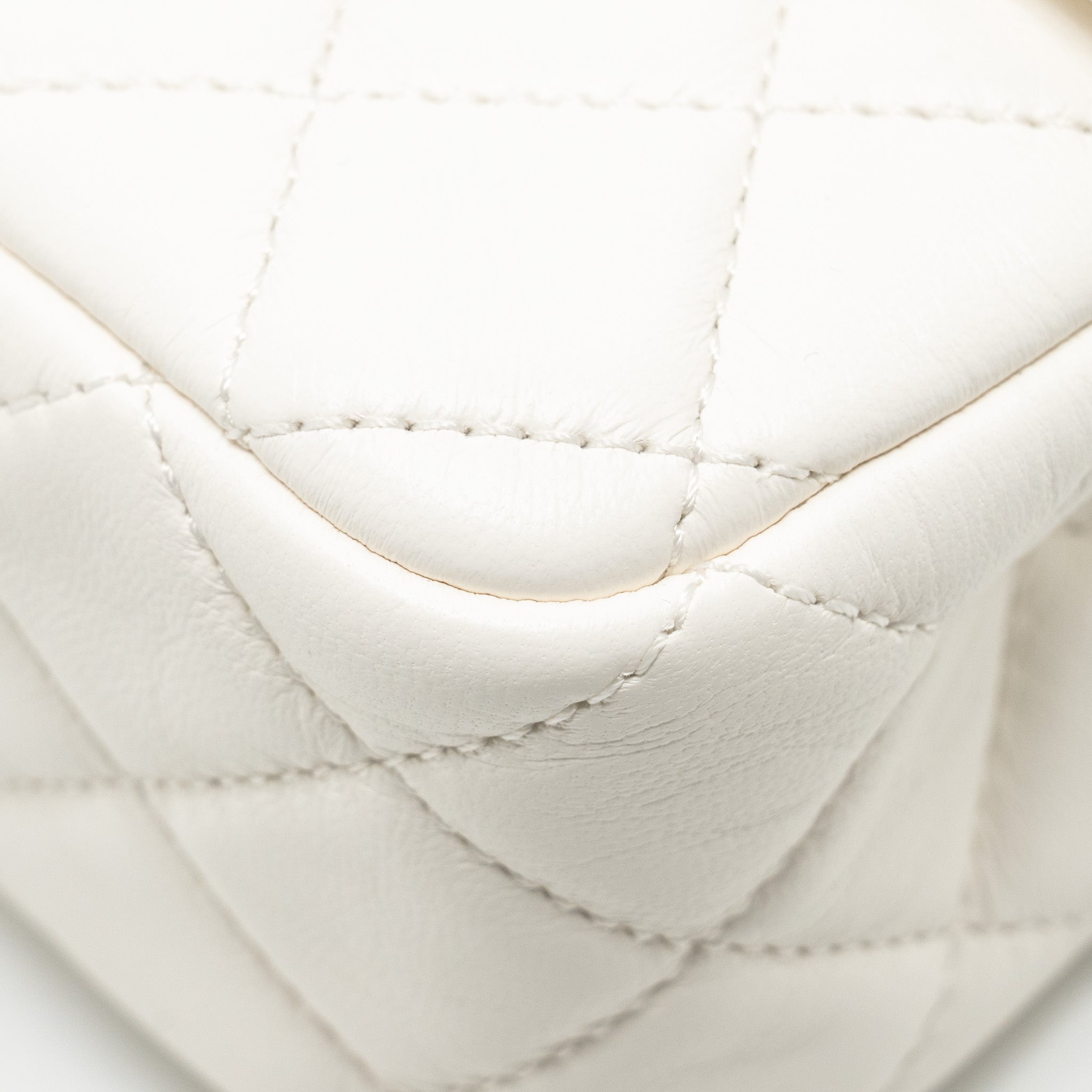 chanel-pearl-crush-mini-rectangular-flap-bag-lambskin-white-ghw-microchip-1