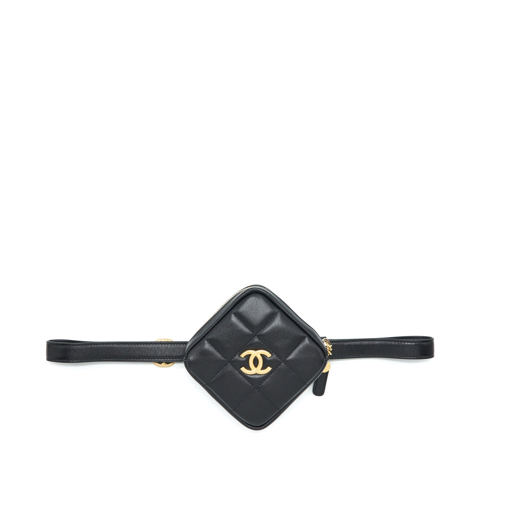 chanel-quilted-belt-bag-lambskin-black-with-ghw