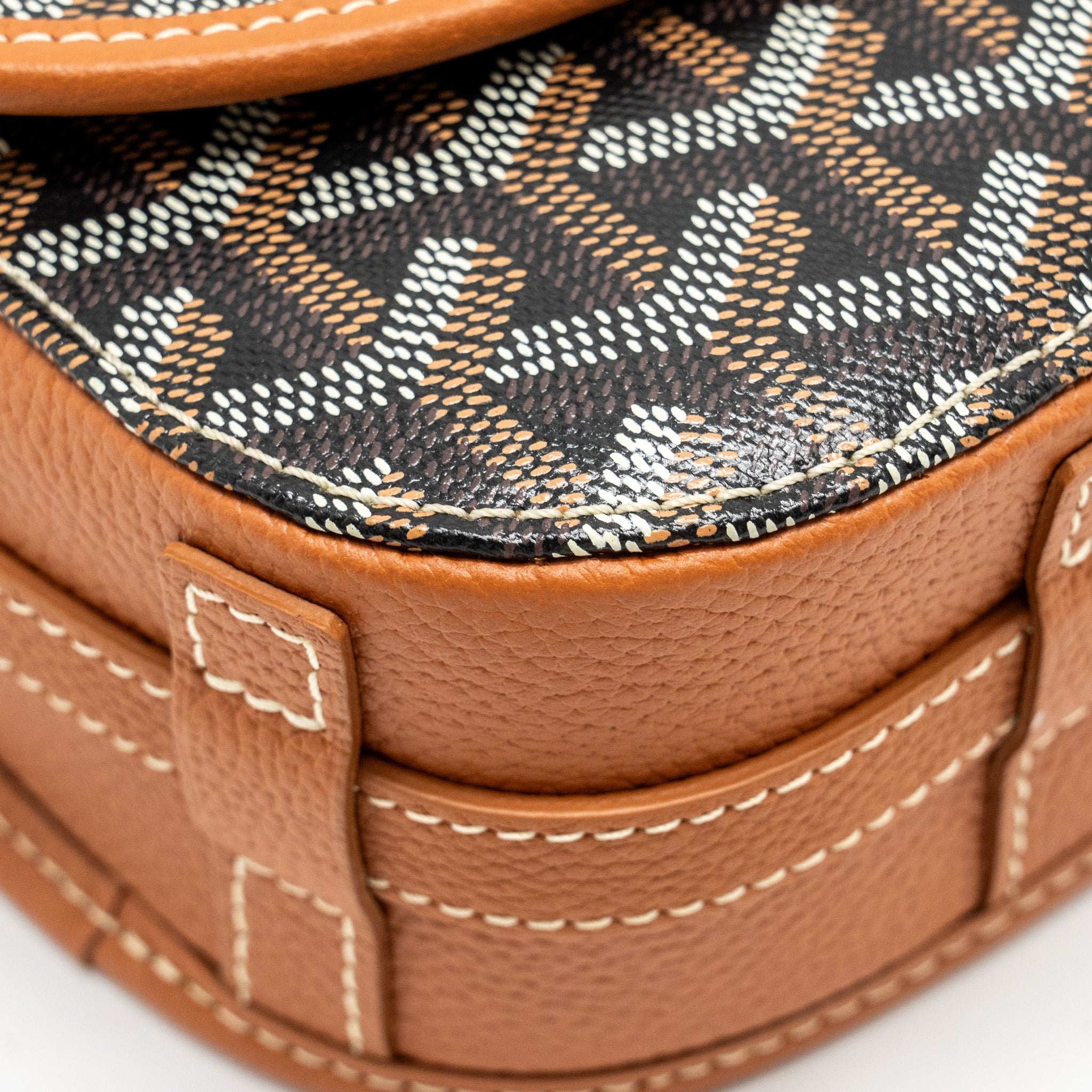 goyard-belvedere-pm-messenger-bag-goyardline-canvas-calfskin-black-tan-shw-copy