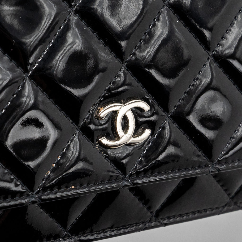 chanel-classic-wallet-on-chain-patent-black-shw-1