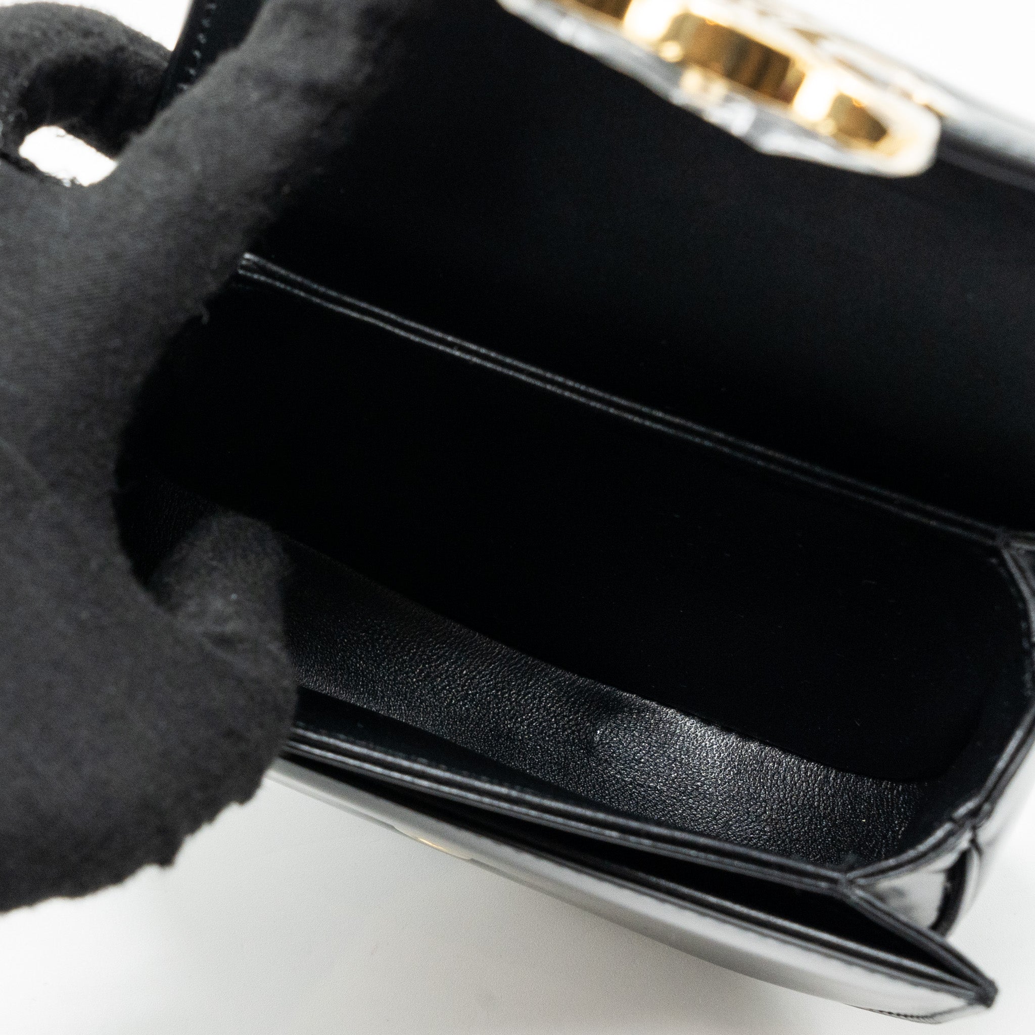 celine-mini-besace-shiny-calfskin-black-ghw