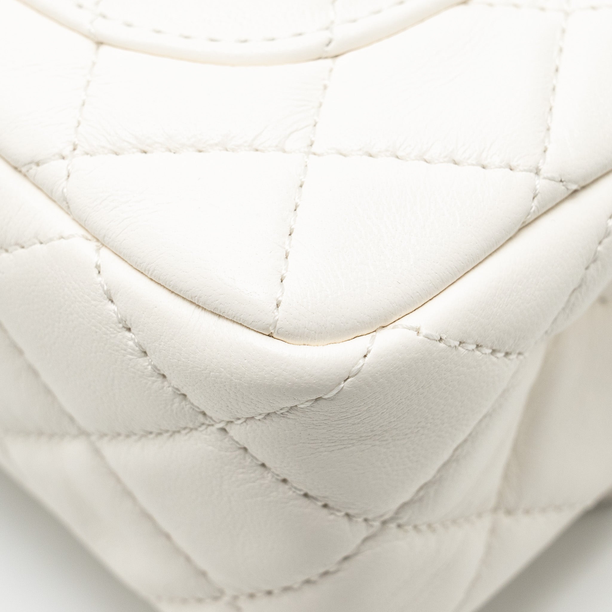 chanel-pearl-crush-mini-rectangular-flap-bag-lambskin-white-ghw-microchip-1