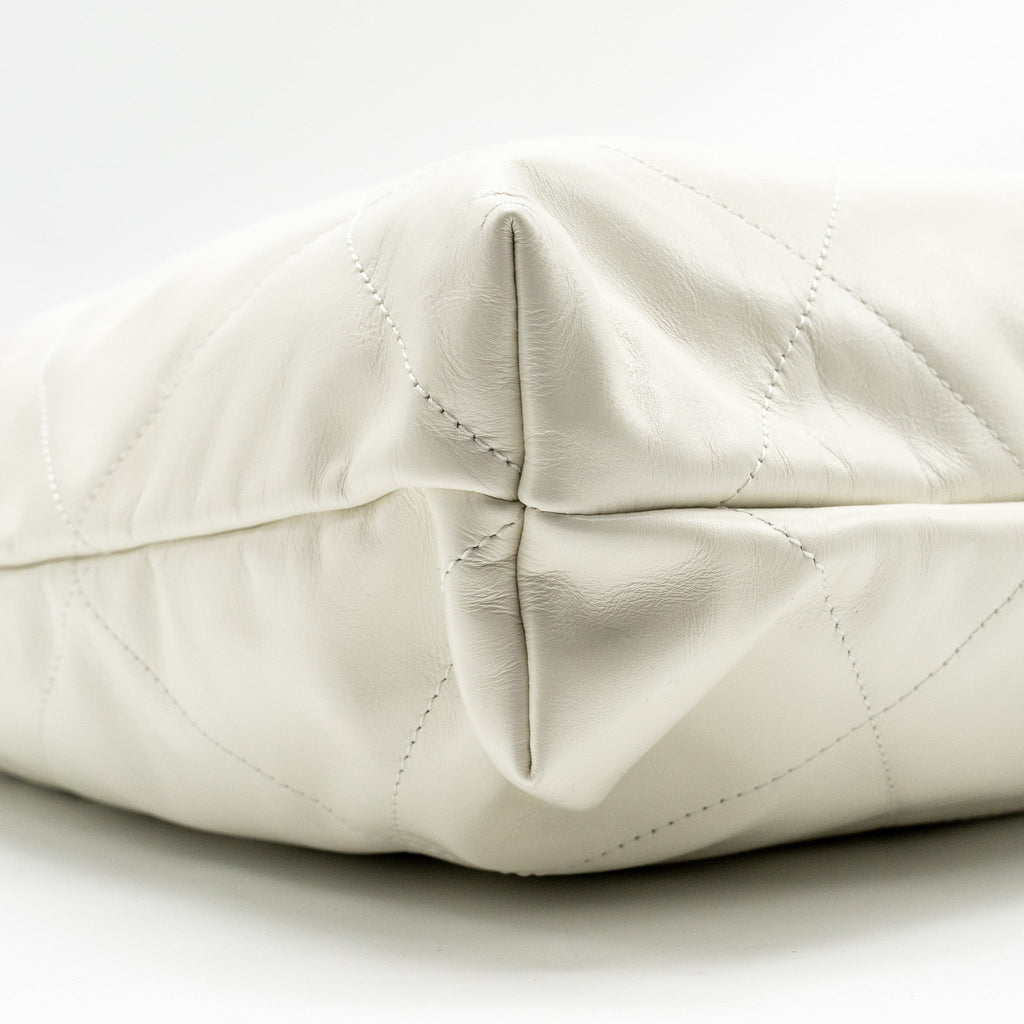 chanel-medium-22-bag-calfskin-white-ghw-microchip-1