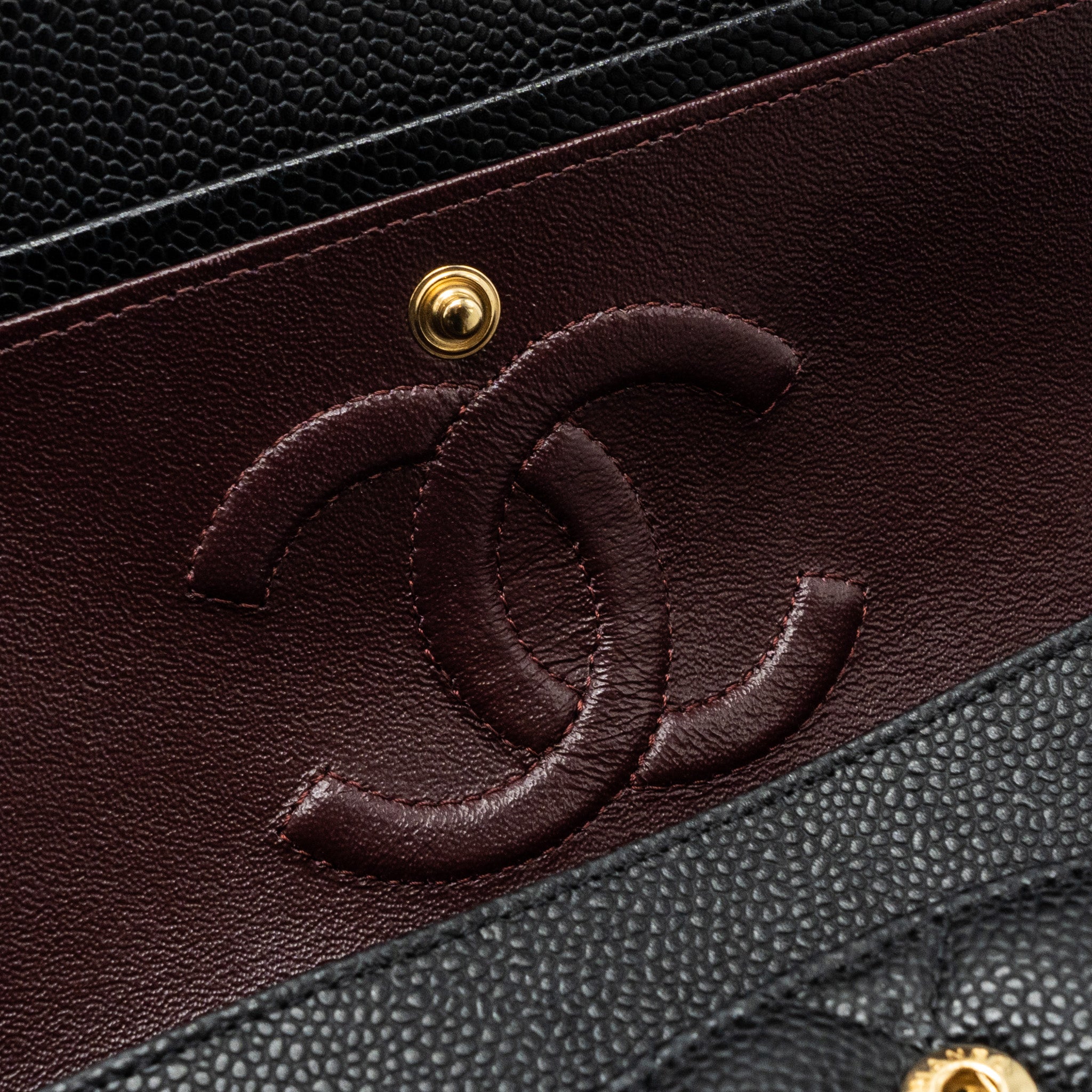 chanel-medium-classic-double-flap-bag-caviar-black-ghwmicrochip