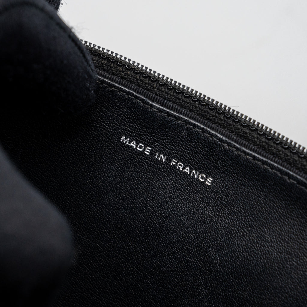 chanel-classic-wallet-on-chain-patent-black-shw-1