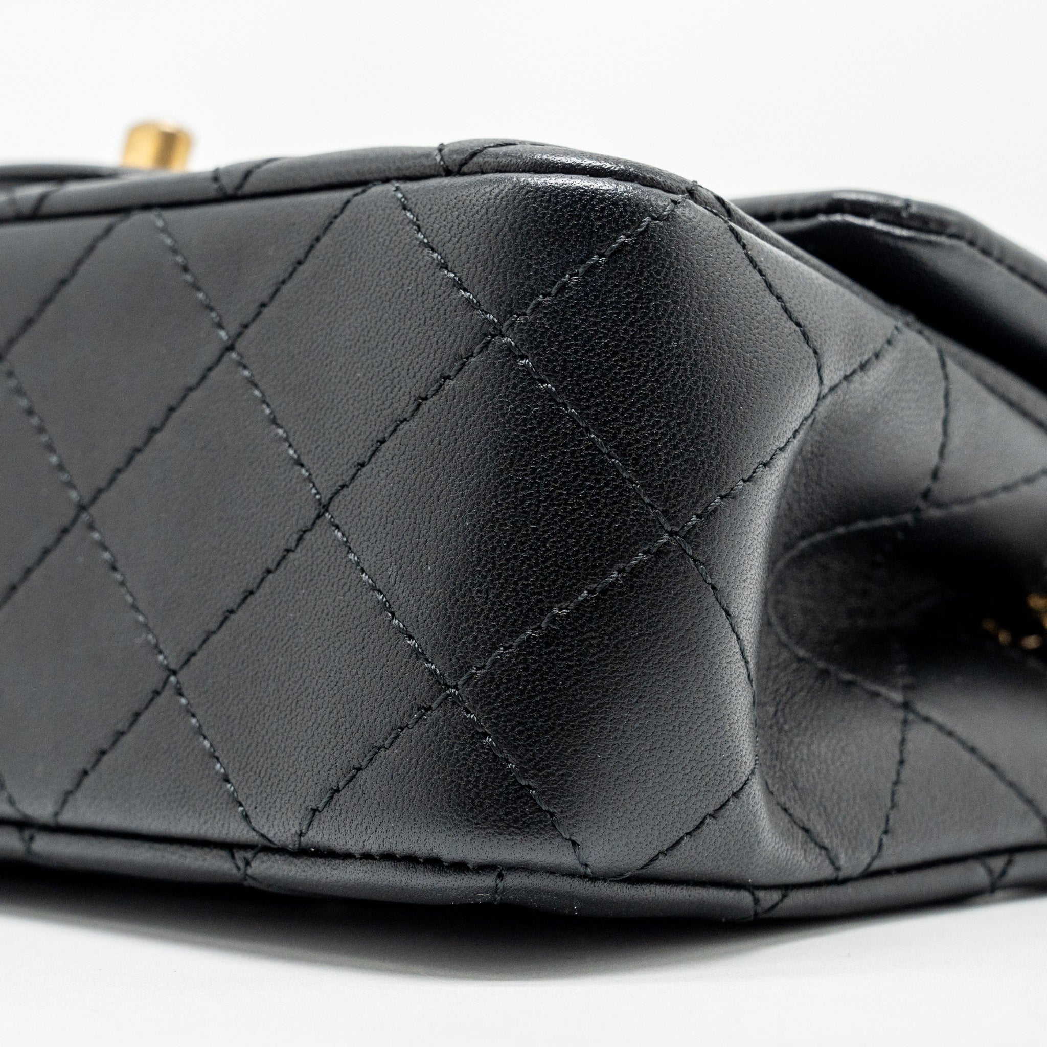 chanel-pearl-crush-mini-rectangular-flap-bag-lambskin-black-ghw-microchip-3