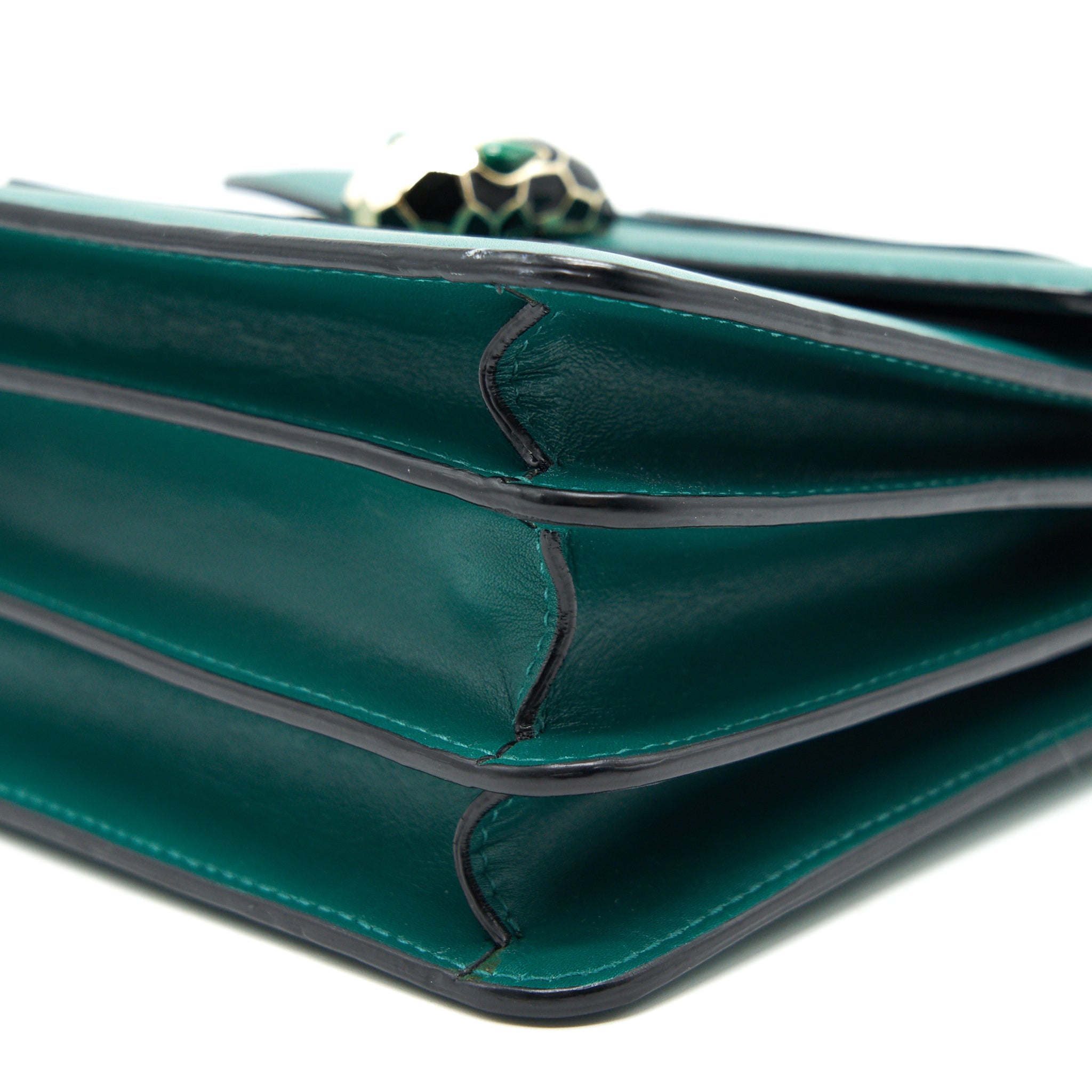 bvlgari-serpenti-forever-crossbody-bag-green-1