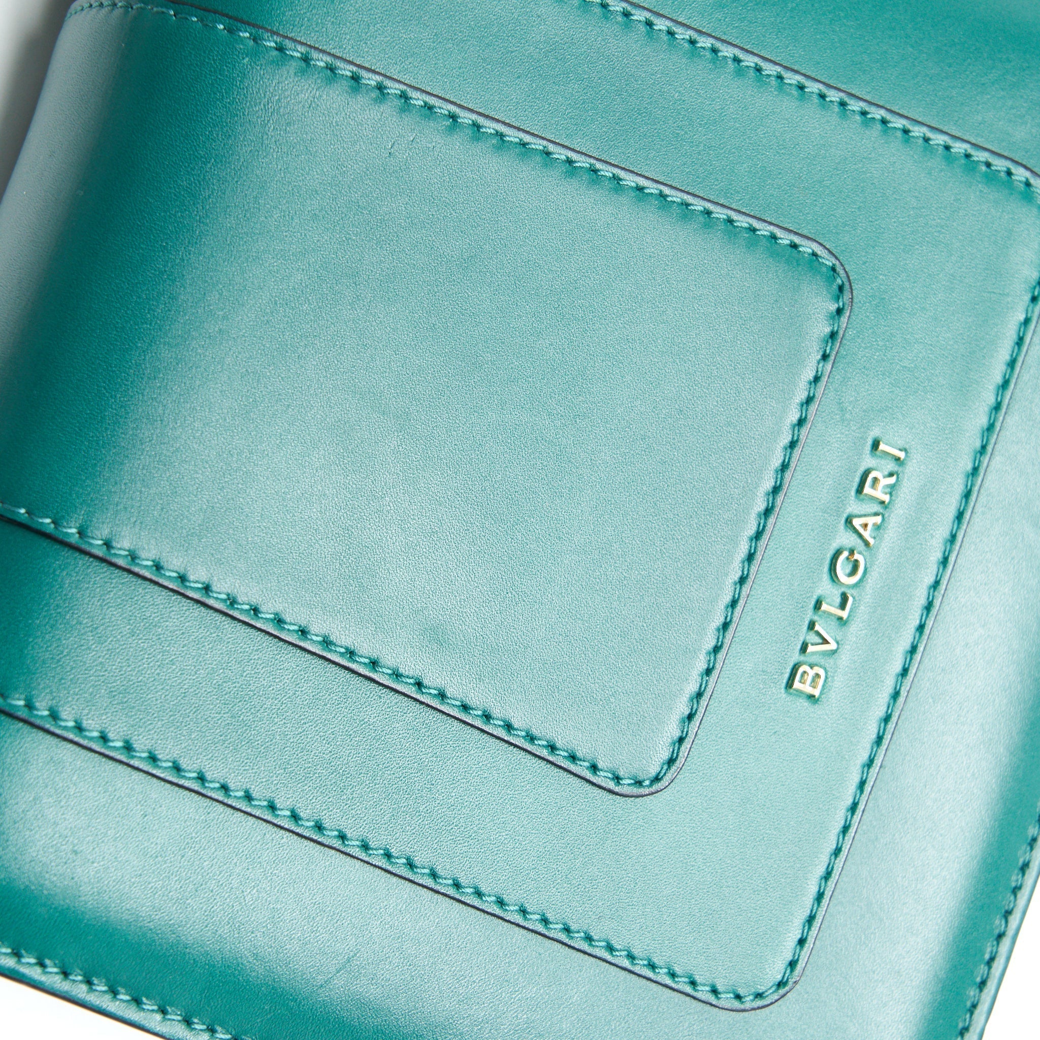 bvlgari-serpenti-forever-crossbody-bag-green-1